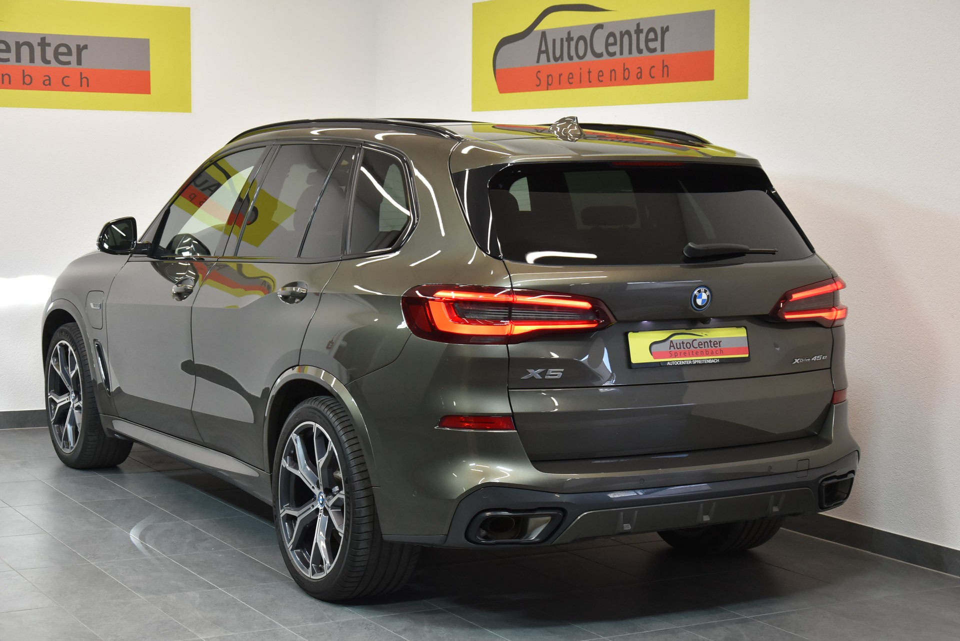 BMW X5 xDrive45e M Sport Steptronic-image-11