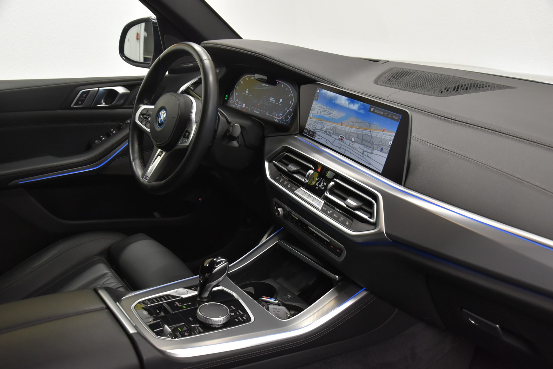 BMW X5 xDrive45e M Sport Steptronic-image-3