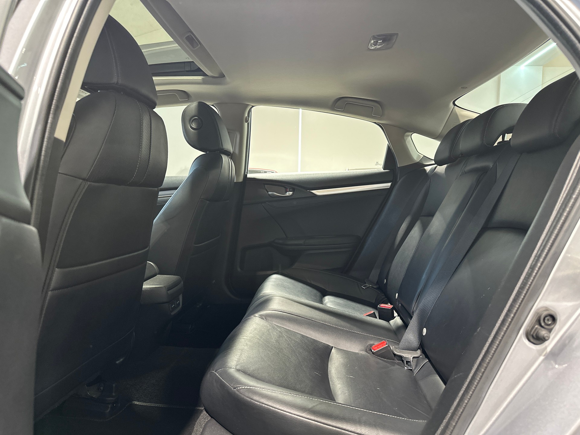 HONDA Civic Sedan 1.5 VTEC Executive Premium CVT-image-14