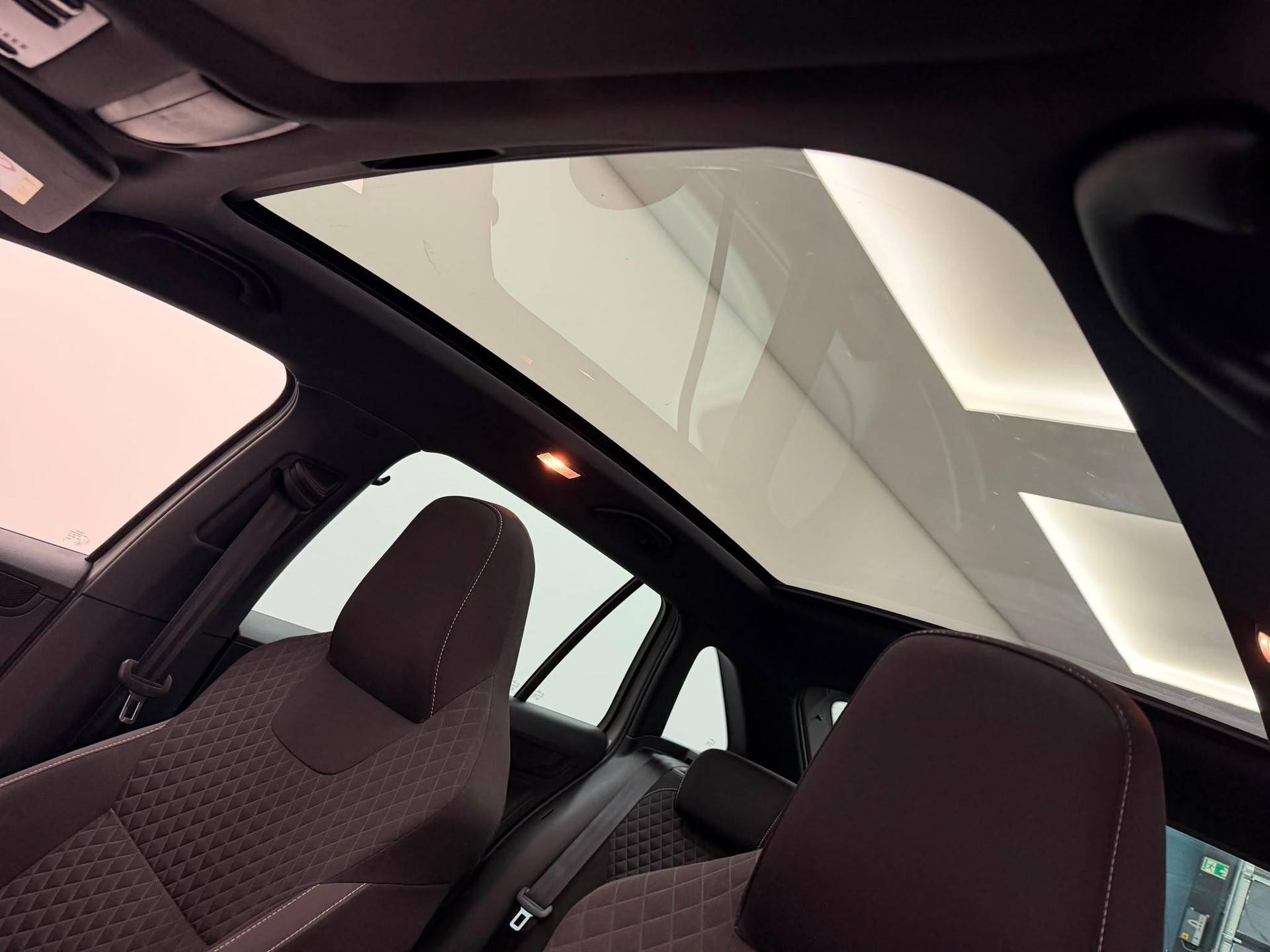 SKODA Rapid Spaceback 1.4 TSI Monte Carlo DSG-image-15