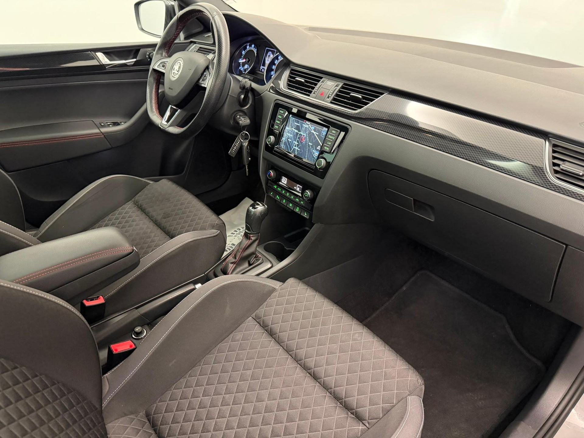 SKODA Rapid Spaceback 1.4 TSI Monte Carlo DSG-image-11