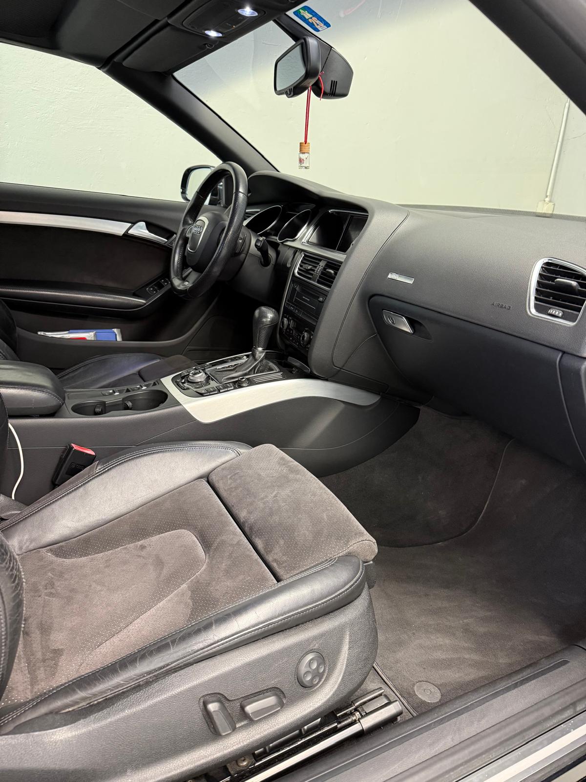 AUDI A5 Cabriolet 2.0 TFSI multitronic-image-6