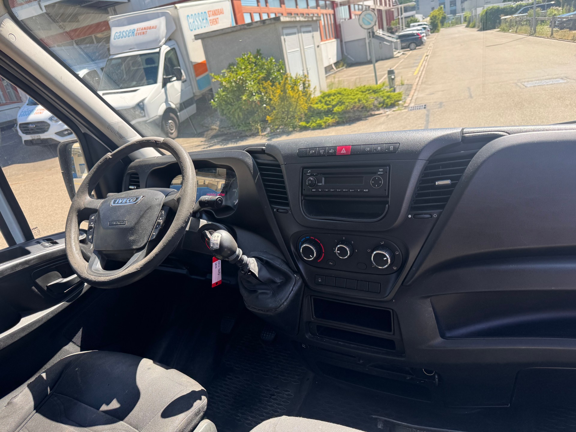IVECO 35 S 13 VL-image-9