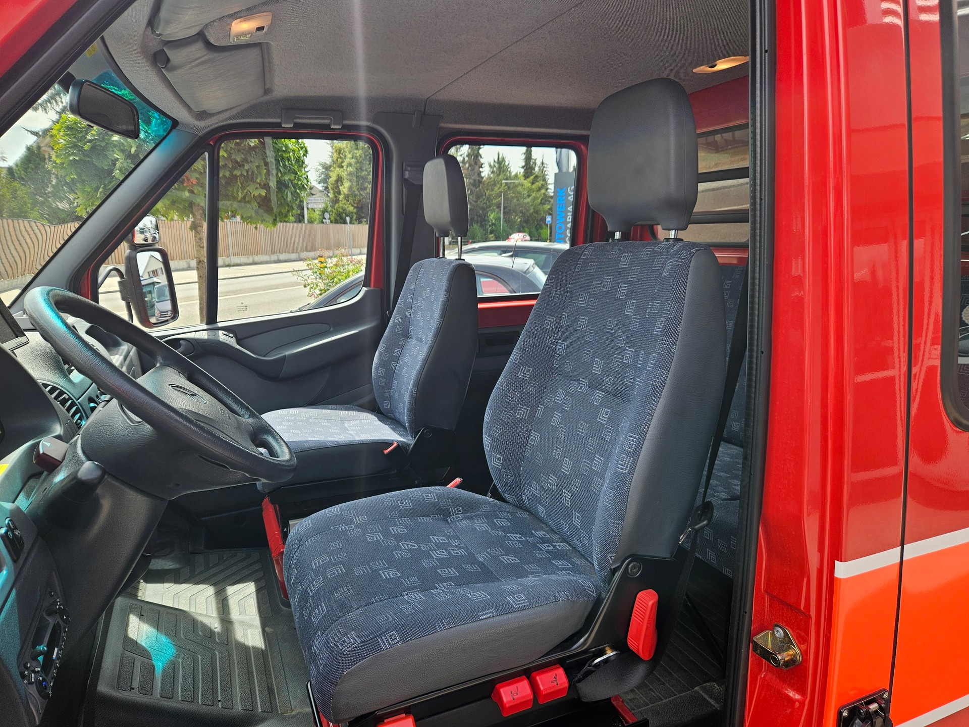 MERCEDES-BENZ 416 2.7 CDI 4x4-image-4