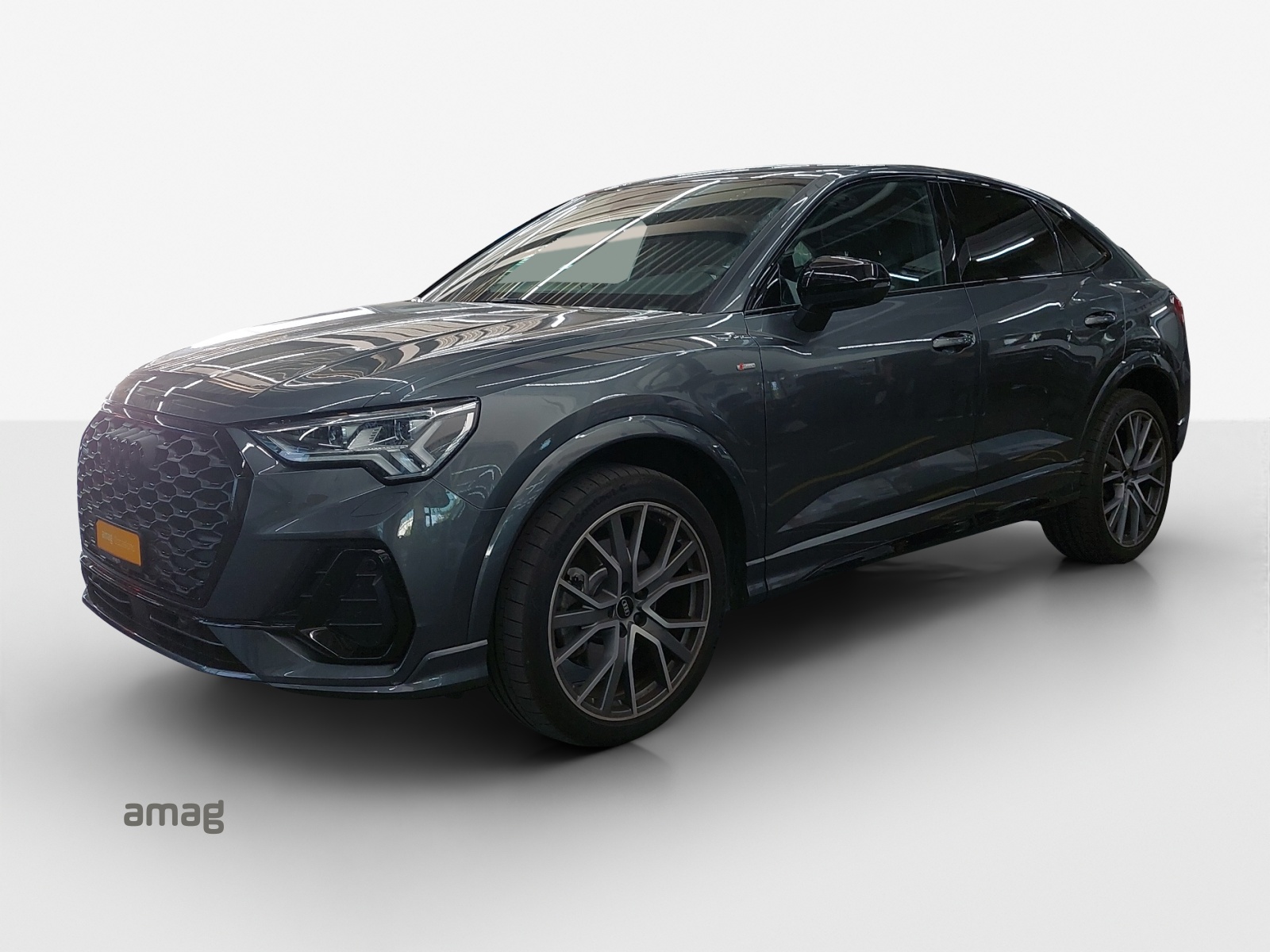 AUDI Q3 Sportback 45 TFSI S line quattro S-tronic-image-0