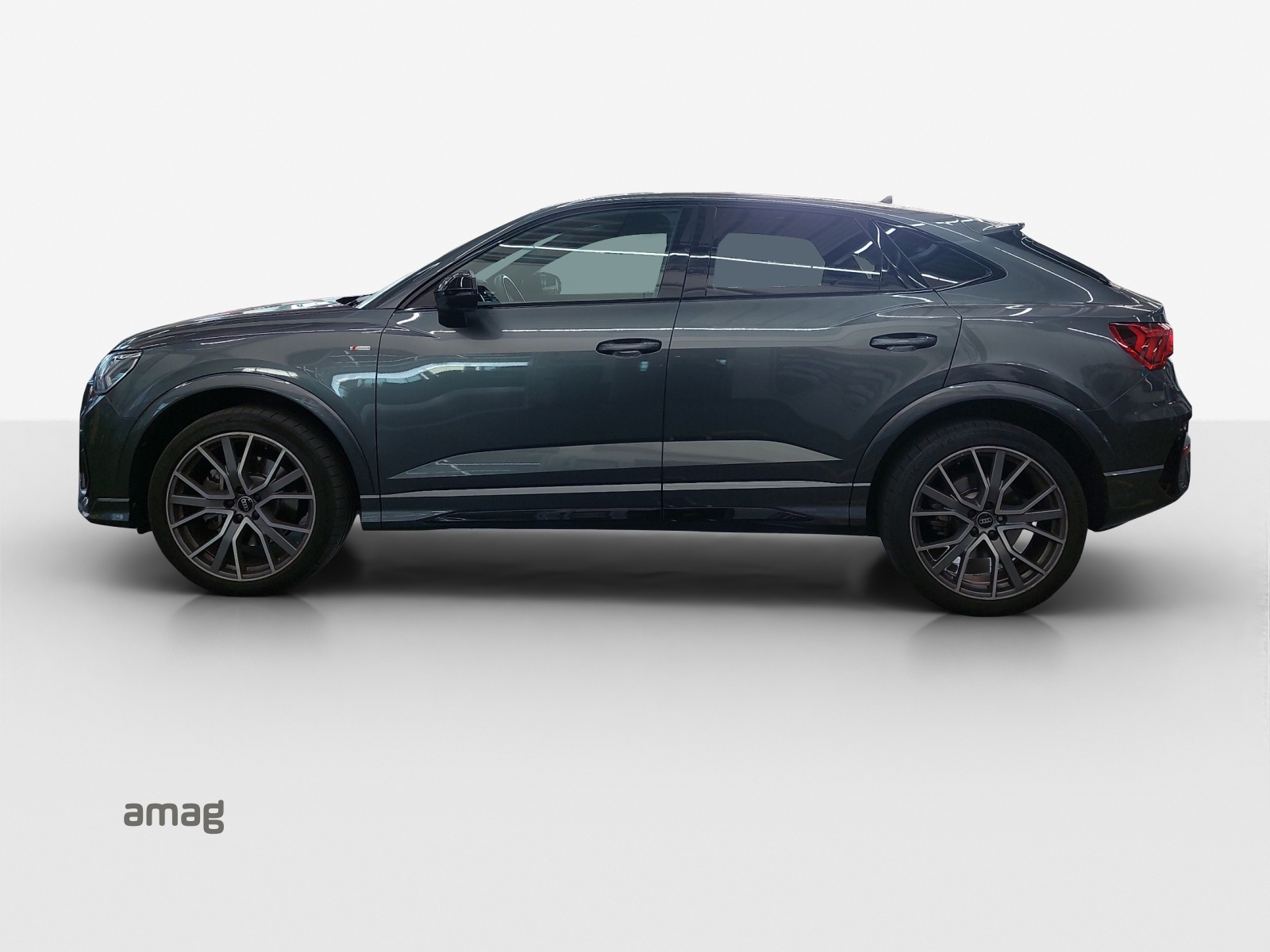 AUDI Q3 Sportback 45 TFSI S line quattro S-tronic-image-1