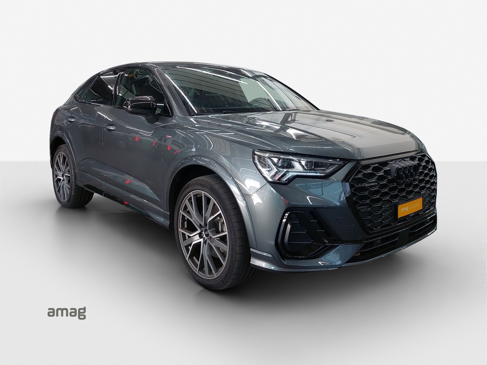AUDI Q3 Sportback 45 TFSI S line quattro S-tronic-image-5