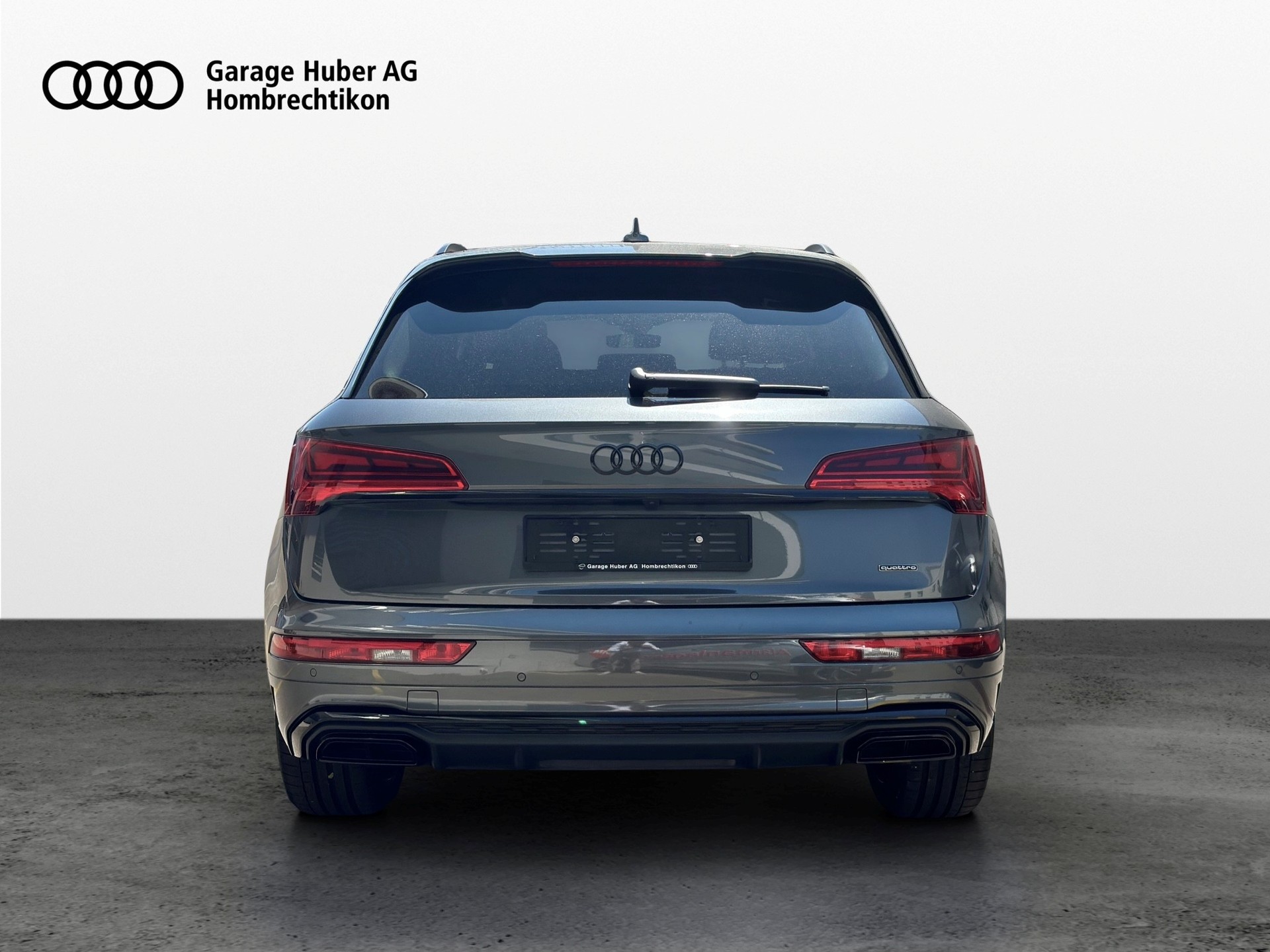 AUDI Q5 55 TFSI e PHEV S line quattro S-tronic-image-3