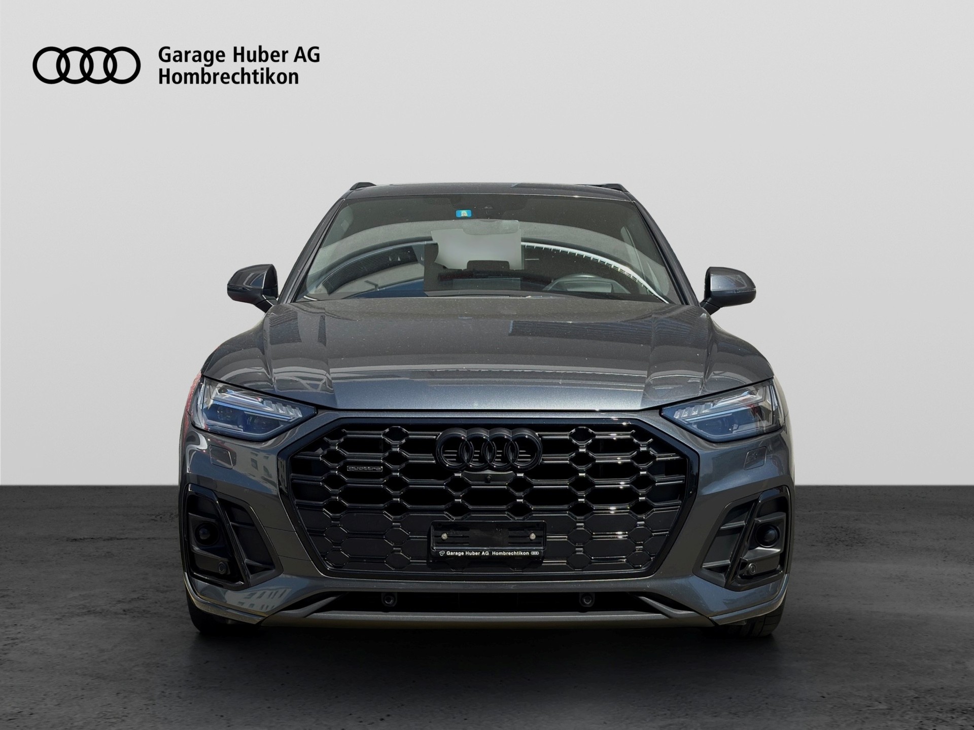 AUDI Q5 55 TFSI e PHEV S line quattro S-tronic-image-1