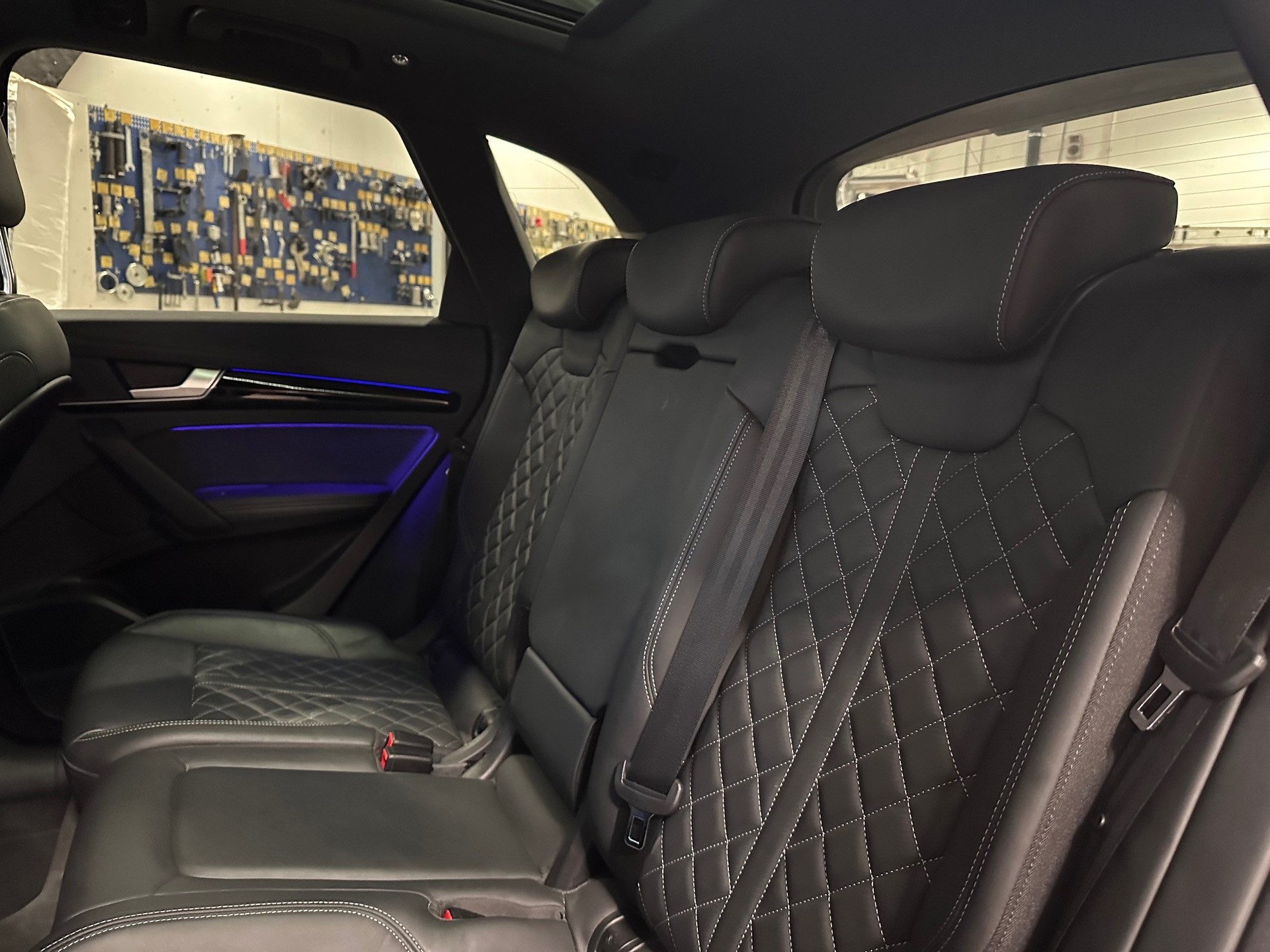 AUDI Q5 55 TFSI e PHEV S line quattro S-tronic-image-9