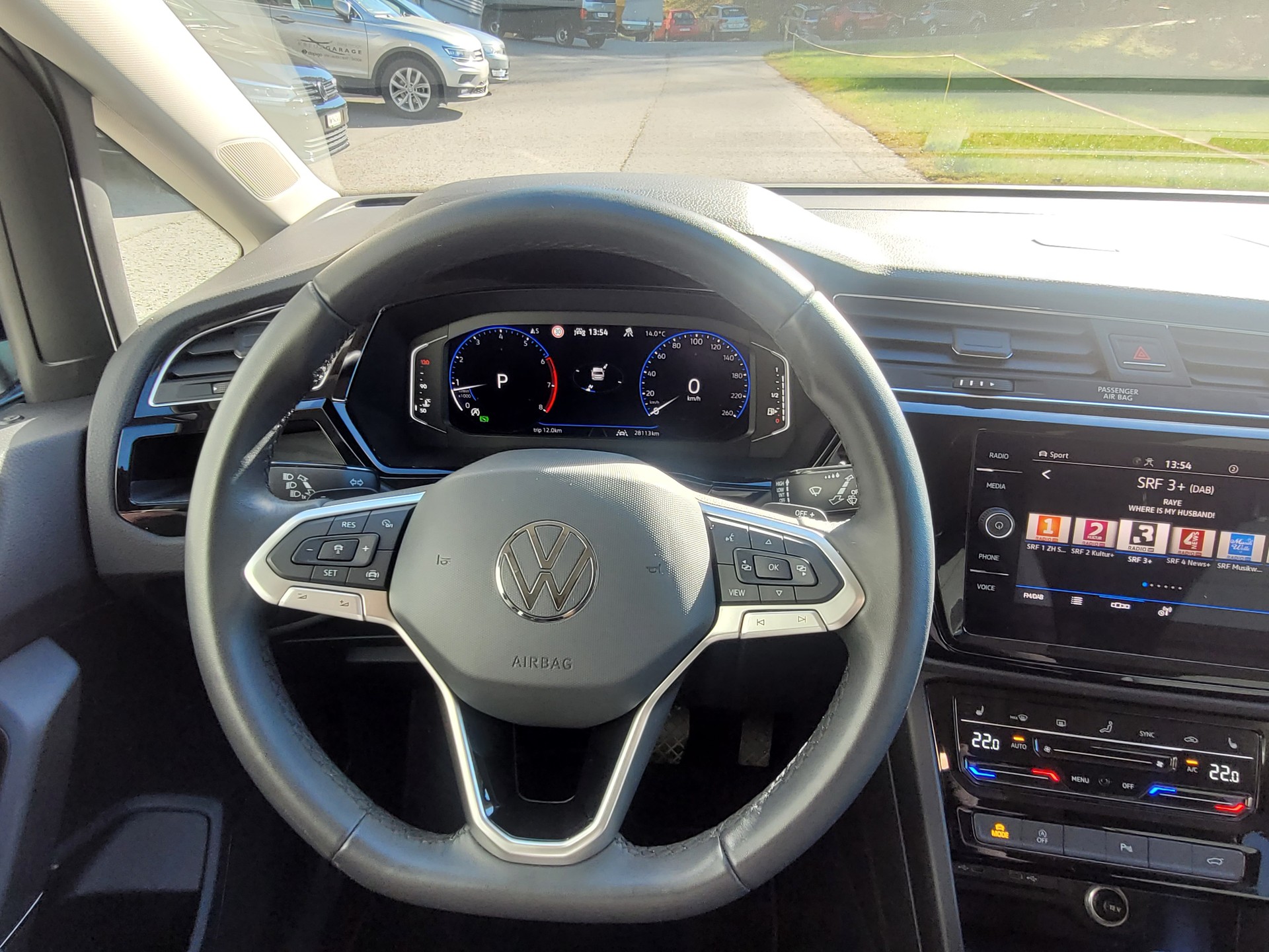 VW Touran 1.5 TSI EVO Highline DSG *7-Plätzer m. elektrischer Heckklappe*-image-10