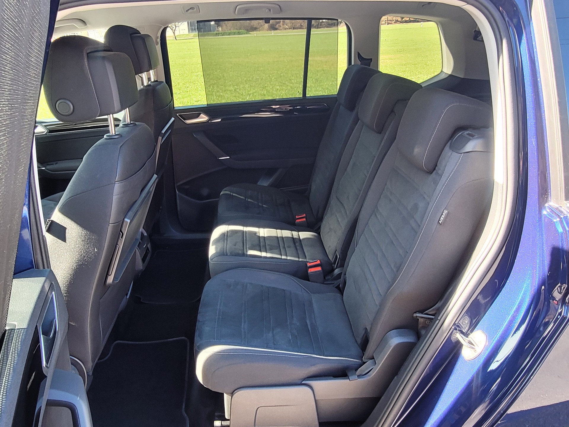 VW Touran 1.5 TSI EVO Highline DSG *7-Plätzer m. elektrischer Heckklappe*-image-15