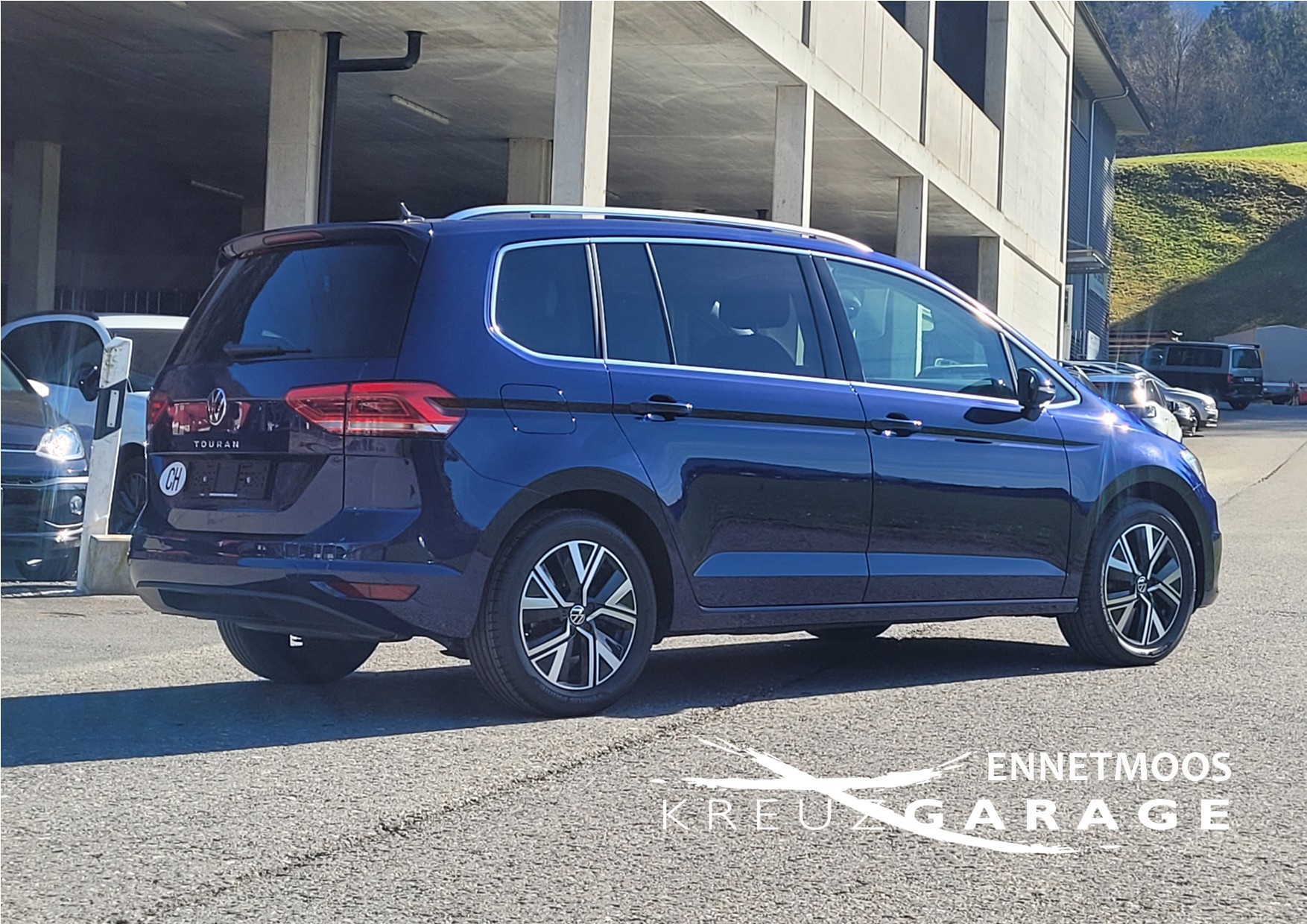 VW Touran 1.5 TSI EVO Highline DSG *7-Plätzer m. elektrischer Heckklappe*-image-4