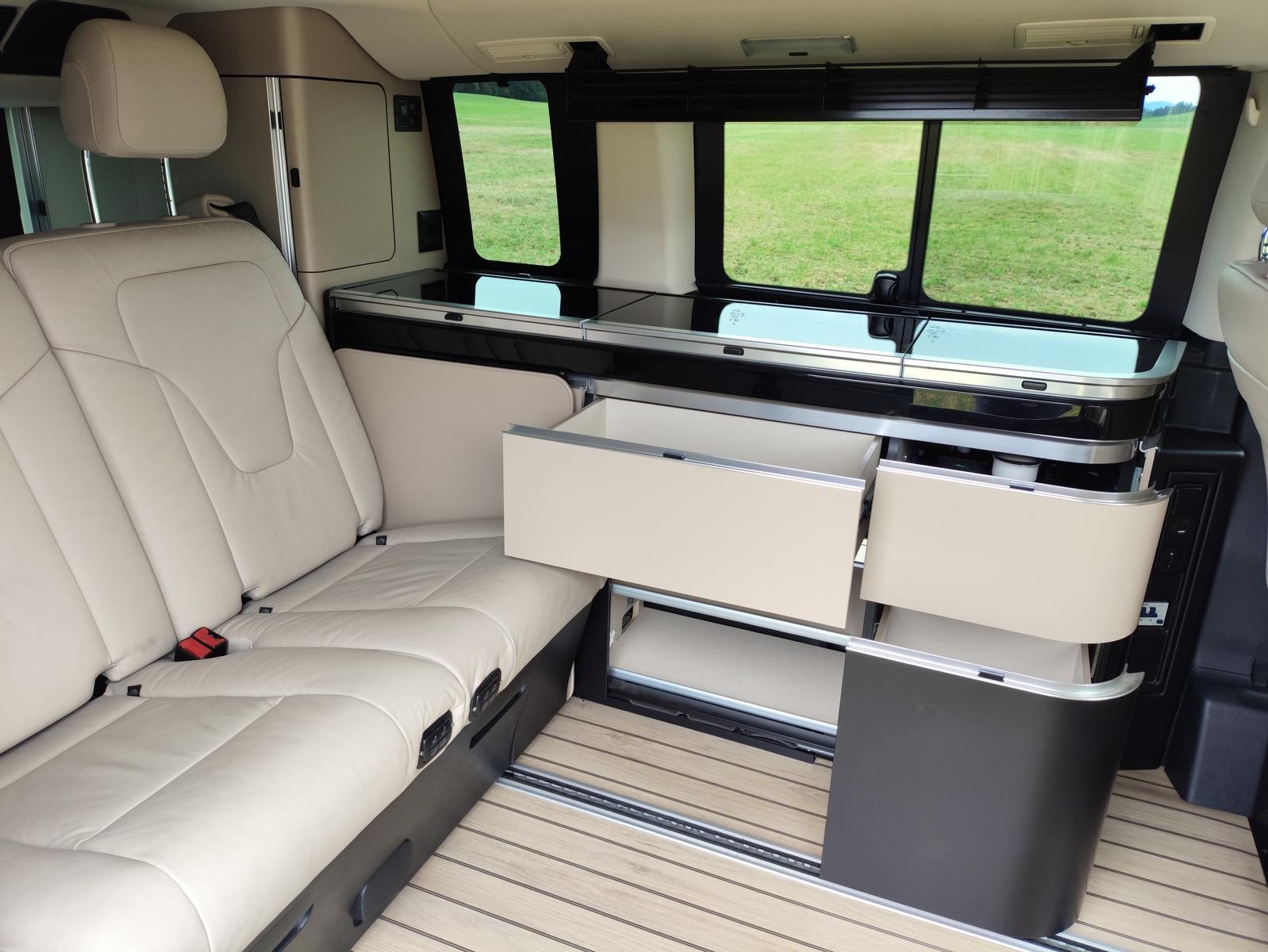 MERCEDES-BENZ Marco Polo 250 d 4Matic 7G-Tronic-image-13