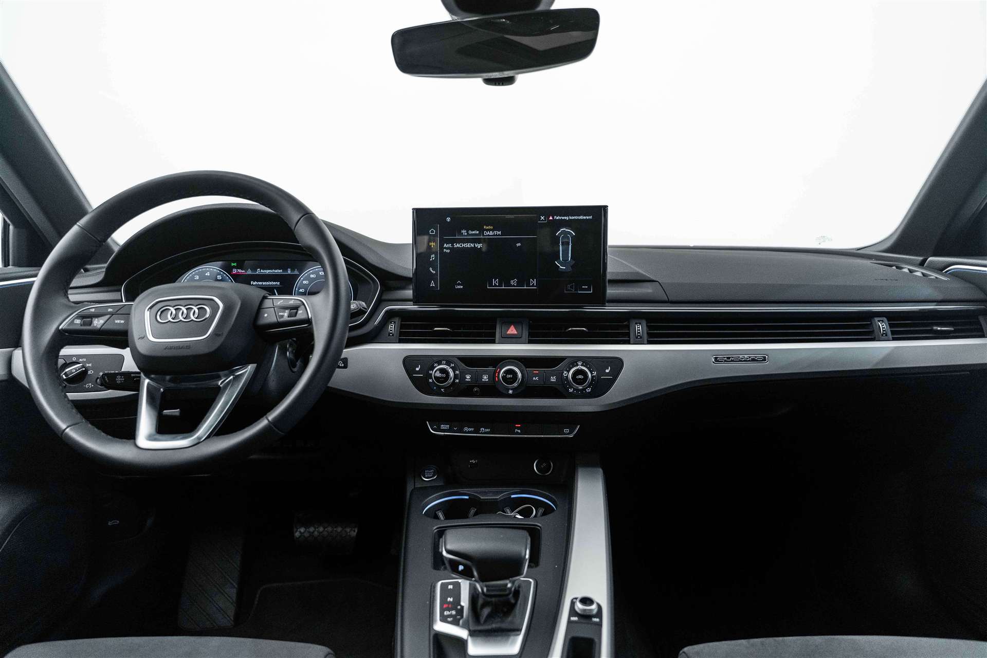 AUDI A4 Avant 45 TFSI S line S-tronic quattro-image-10