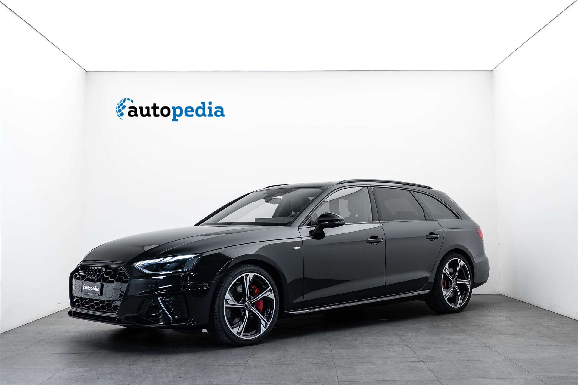 AUDI A4 Avant 45 TFSI S line S-tronic quattro