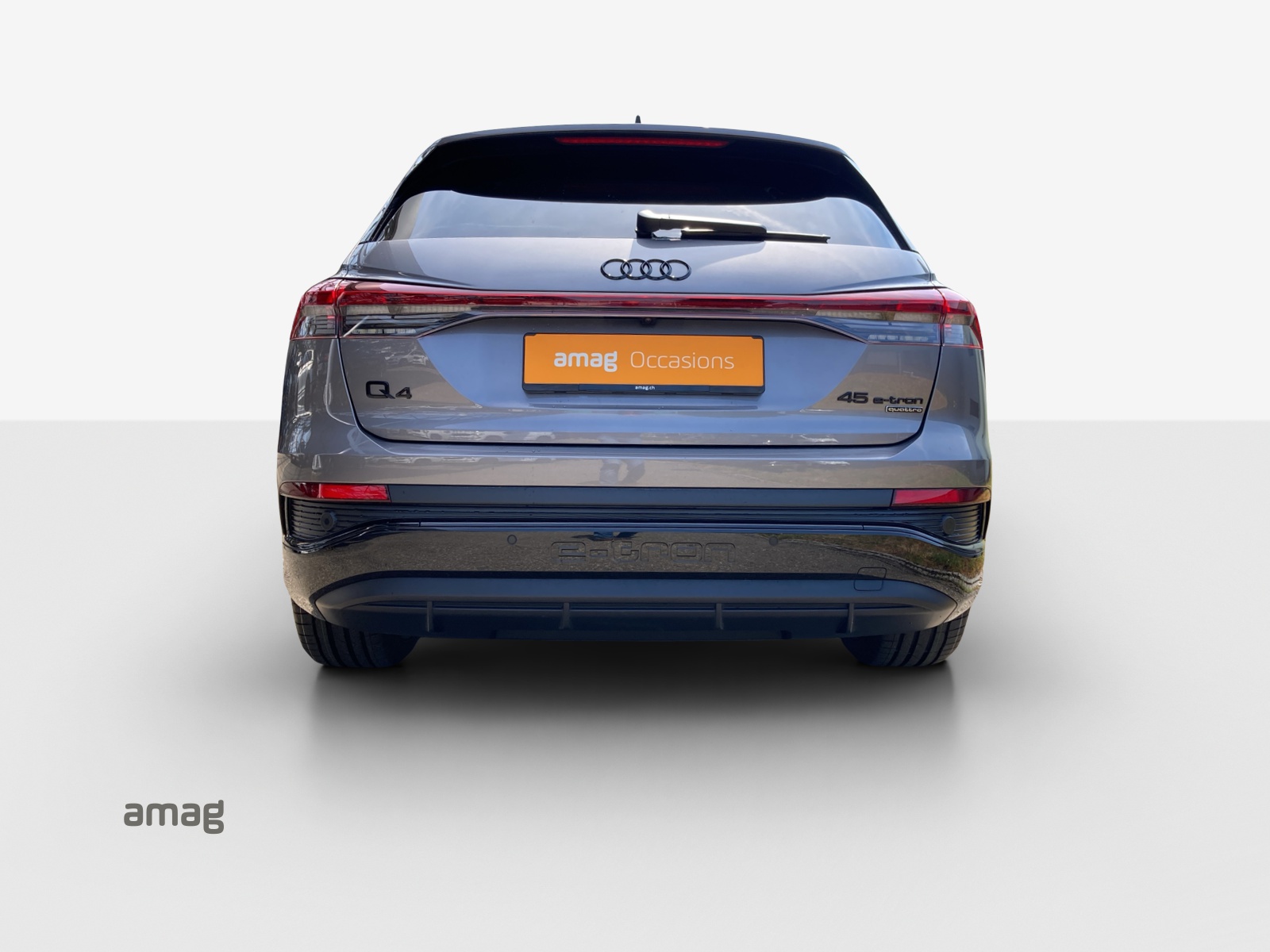 AUDI Q4 e-tron 45 quattro-image-3