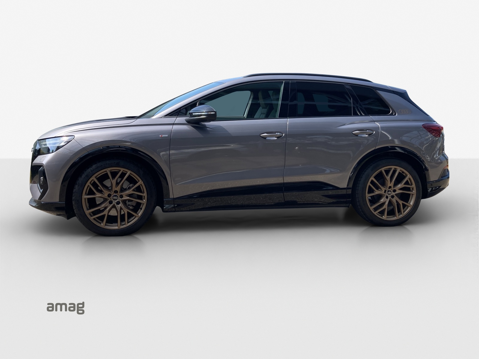 AUDI Q4 e-tron 45 quattro-image-1