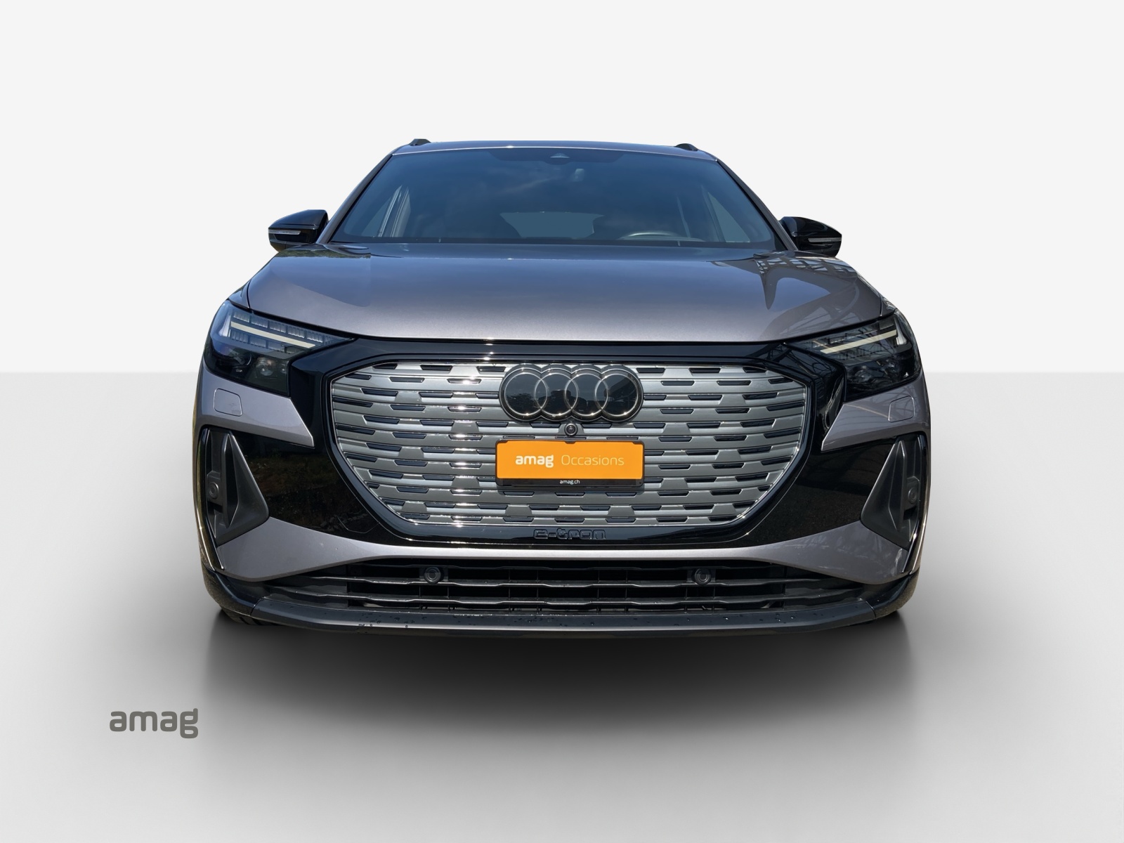AUDI Q4 e-tron 45 quattro-image-6