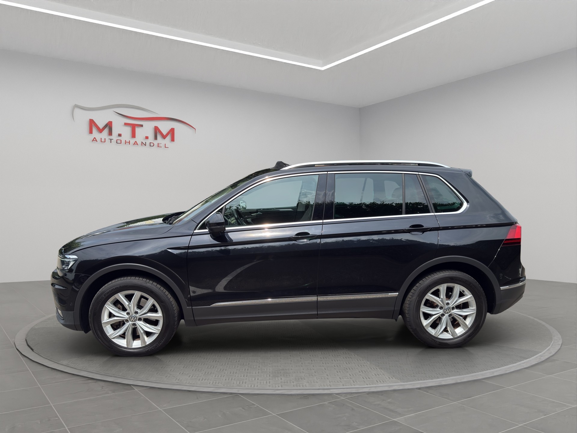 VW Tiguan 2.0TSI Highline 4Motion DSG-image-7