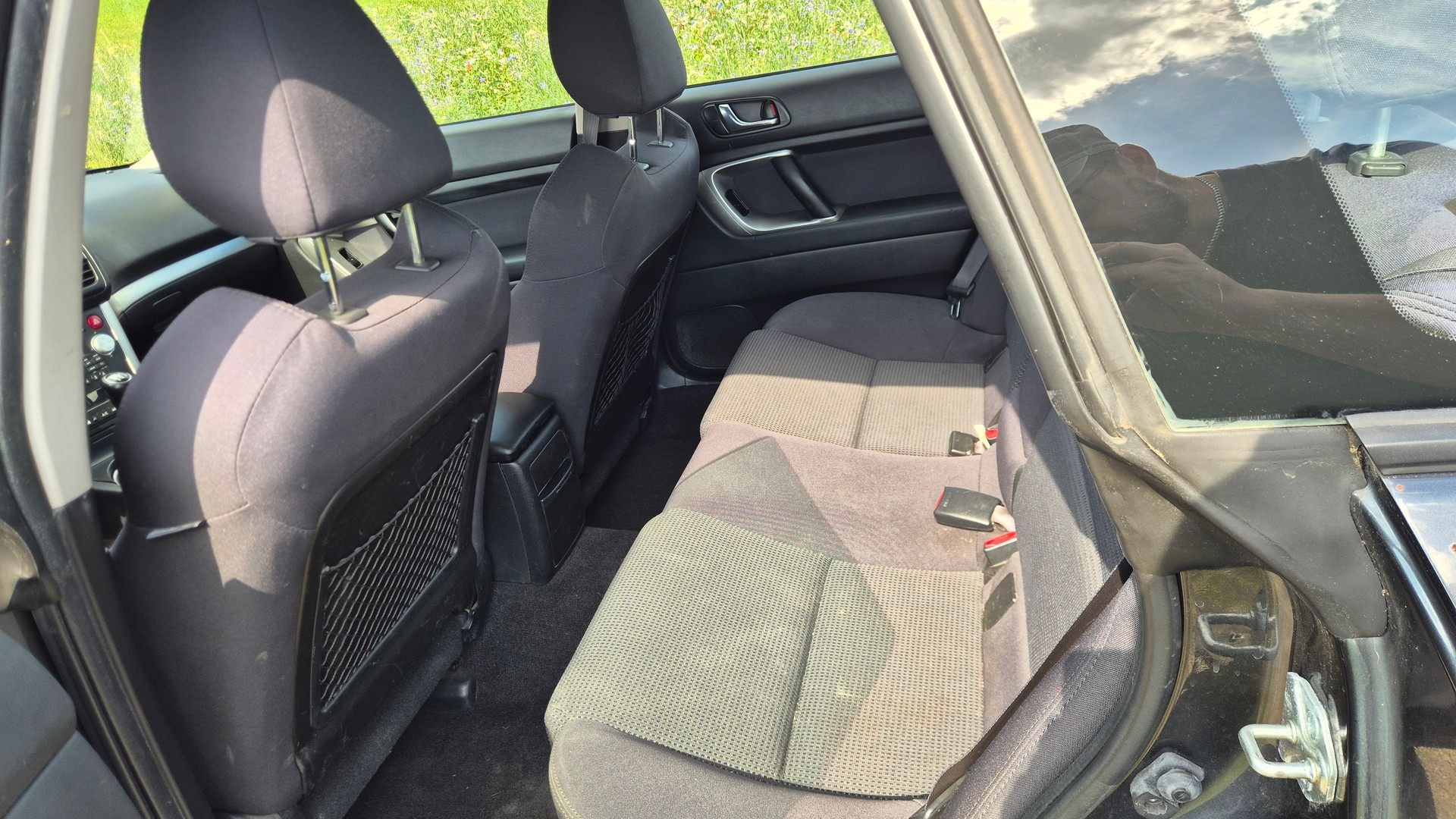 SUBARU Legacy 2.0R AWD Swiss-image-5