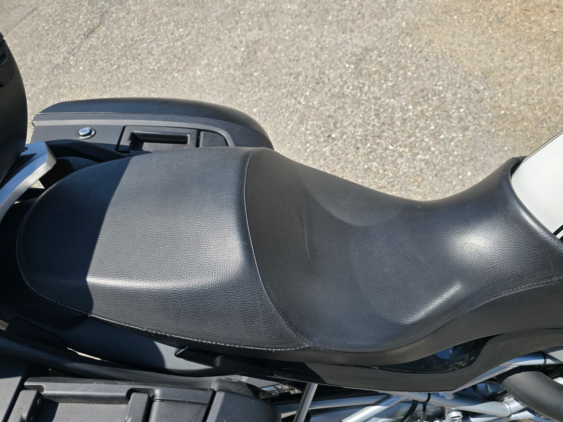 BMW R 1200 R ABS-image-8