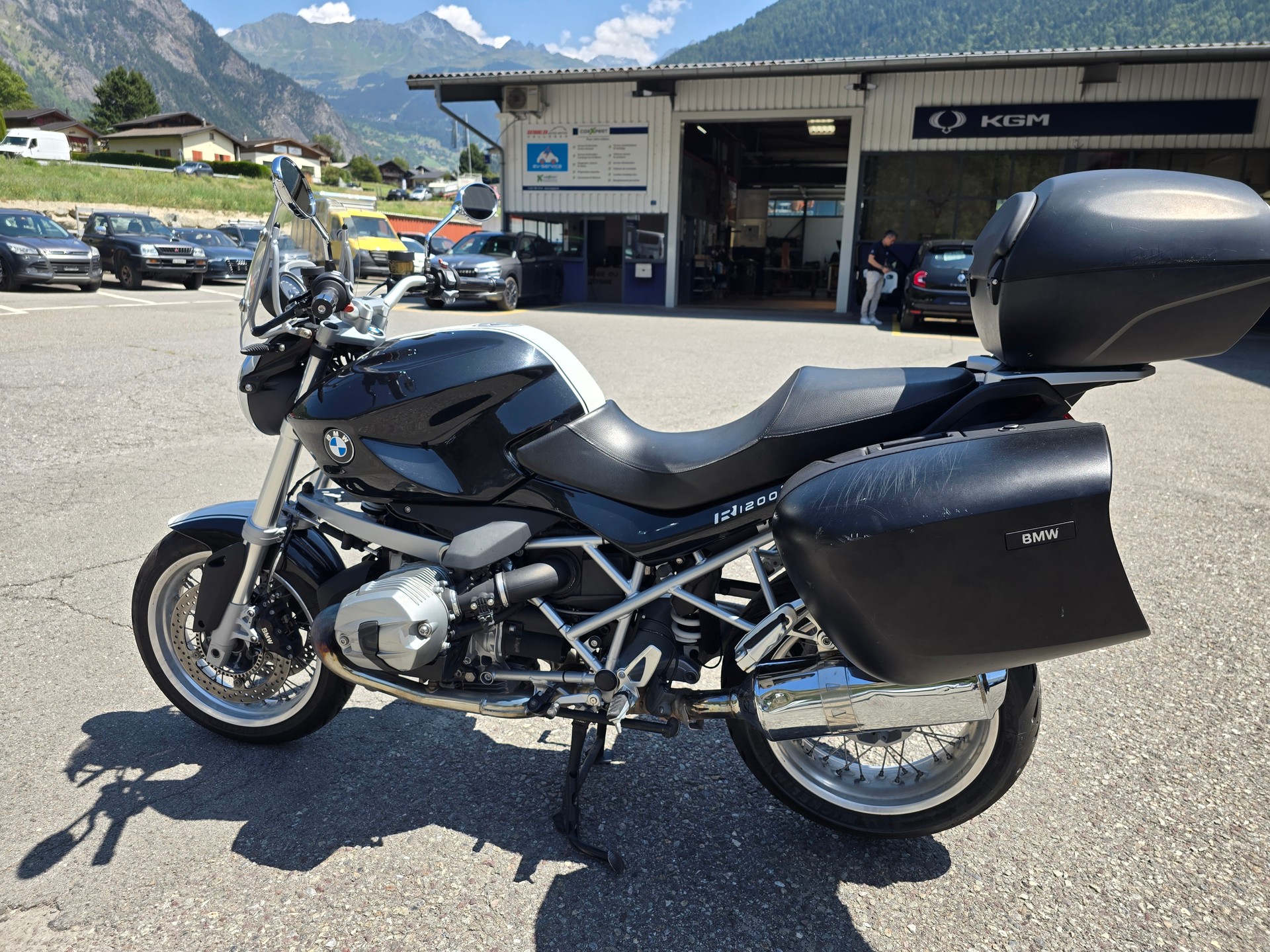 BMW R 1200 R ABS-image-1
