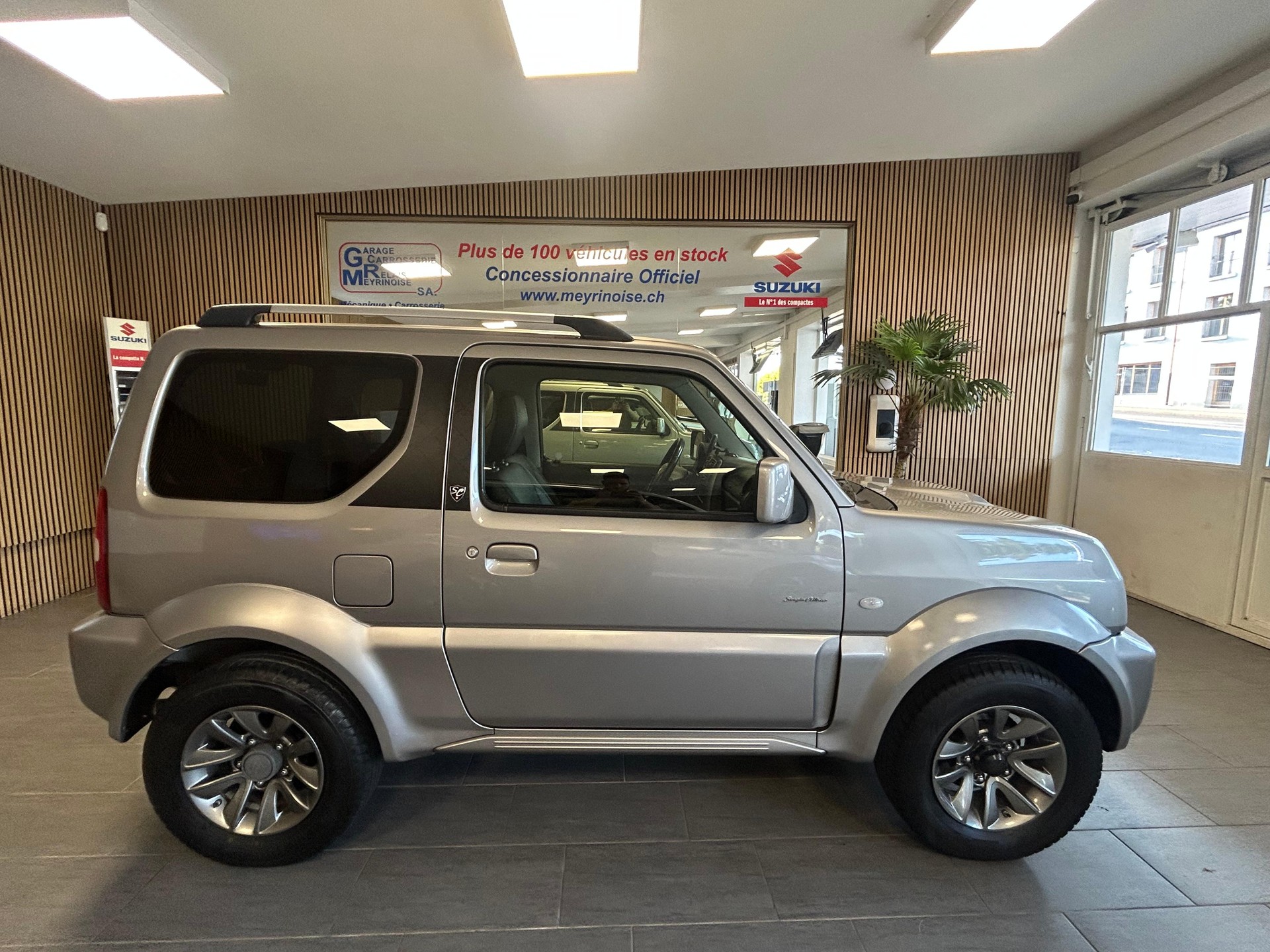 SUZUKI Jimny Wagon 1.3 4WD Sergio Cellano Top Automatique 4 Places/4Platz