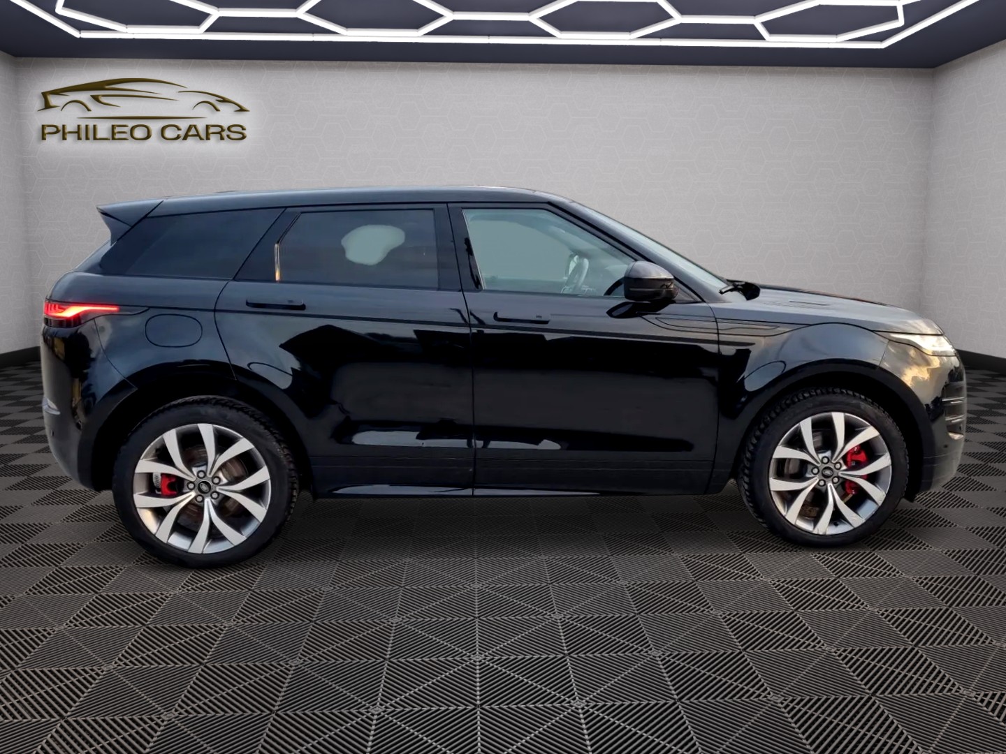 LAND ROVER Range Rover Evoque R-Dynamic P 250 SE AT9-image-4