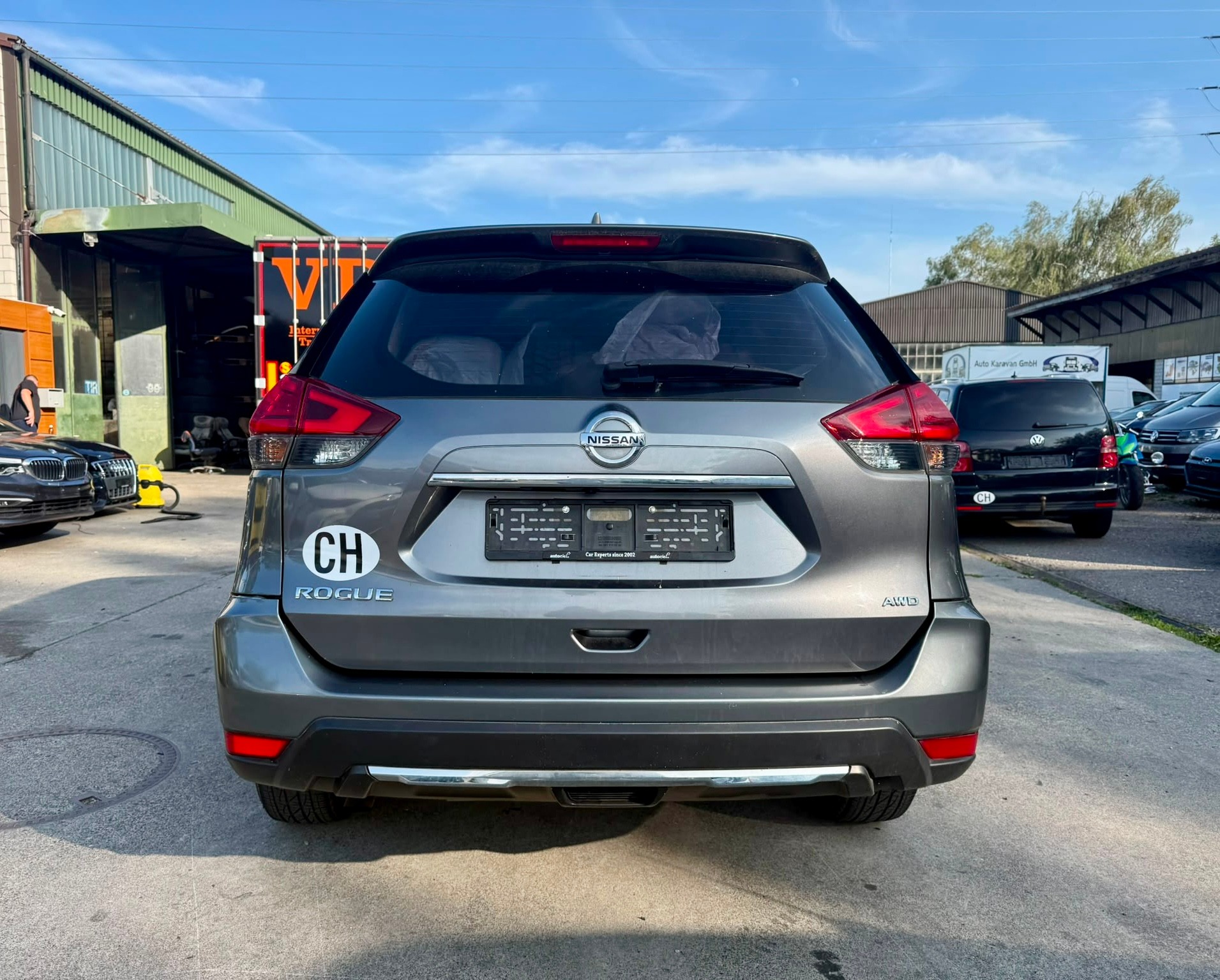 NISSAN Rogue-image-9