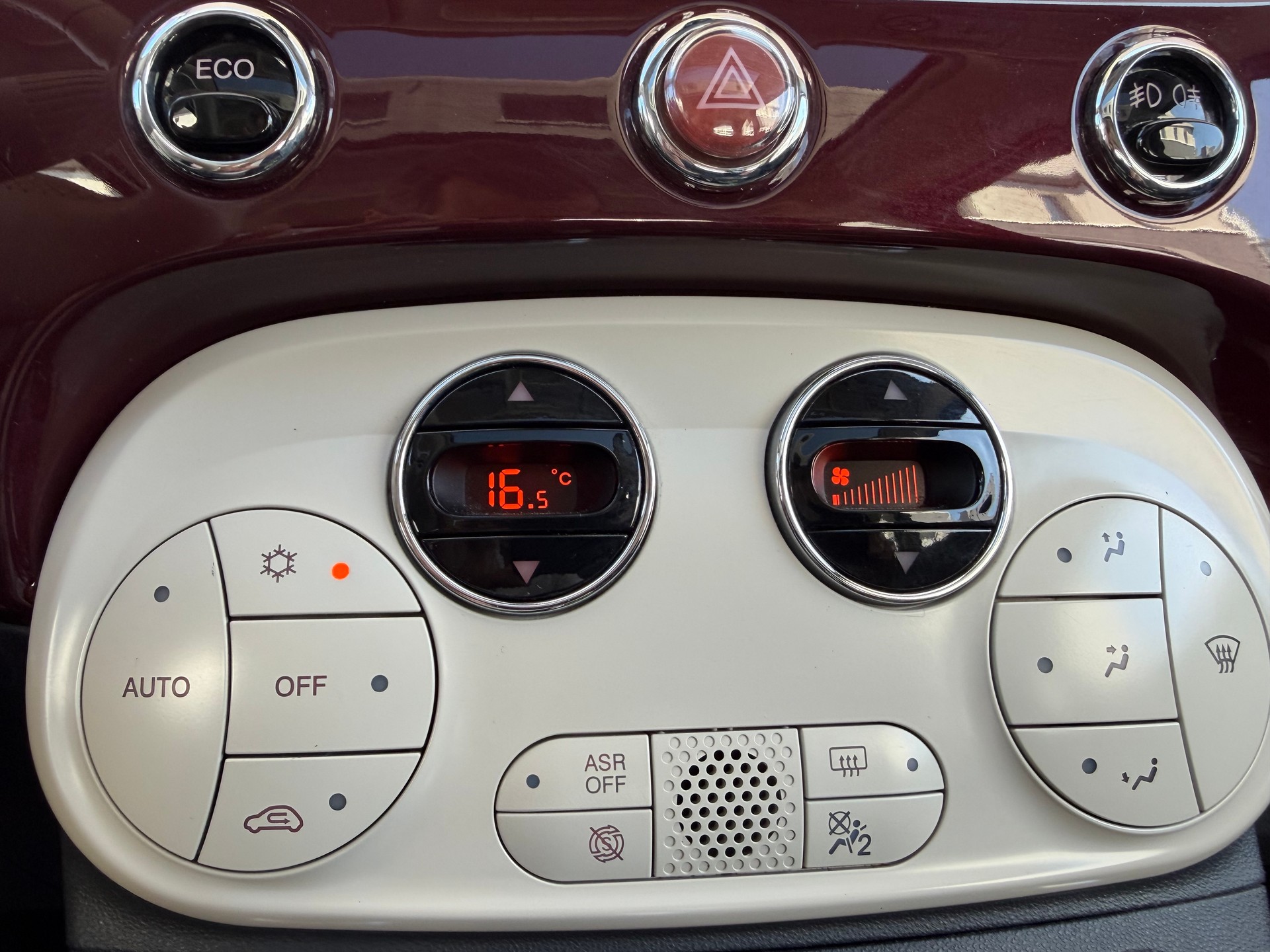FIAT 500 0.9 Twinair Pop Star-image-24