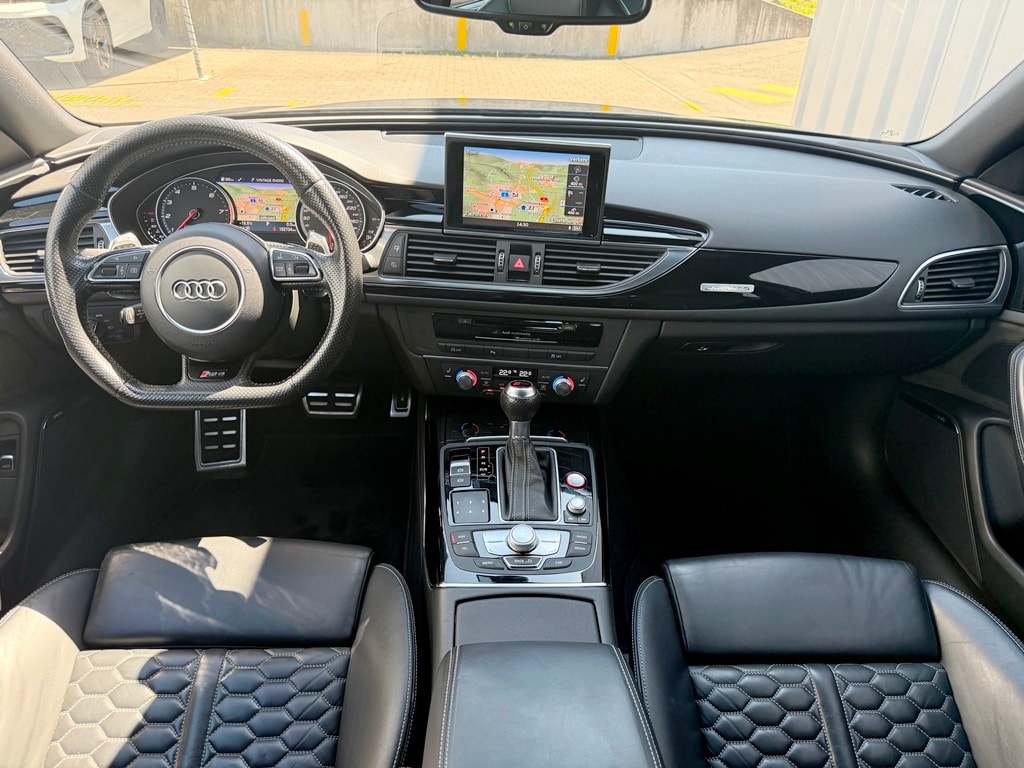 AUDI RS6 Avant 4.0 TFSI V8 performance quattro-image-7