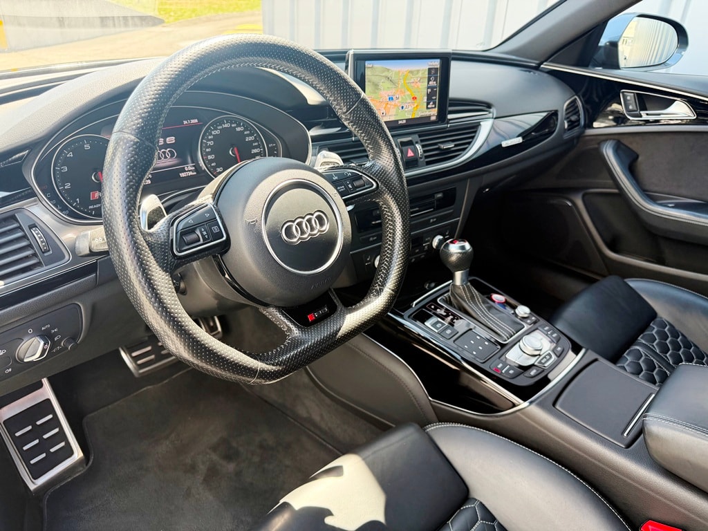 AUDI RS6 Avant 4.0 TFSI V8 performance quattro-image-6