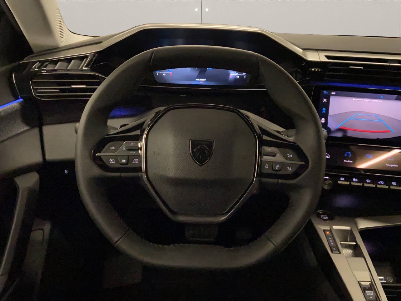 PEUGEOT 408 1.6 PHEV 180 Allure Pack-image-6