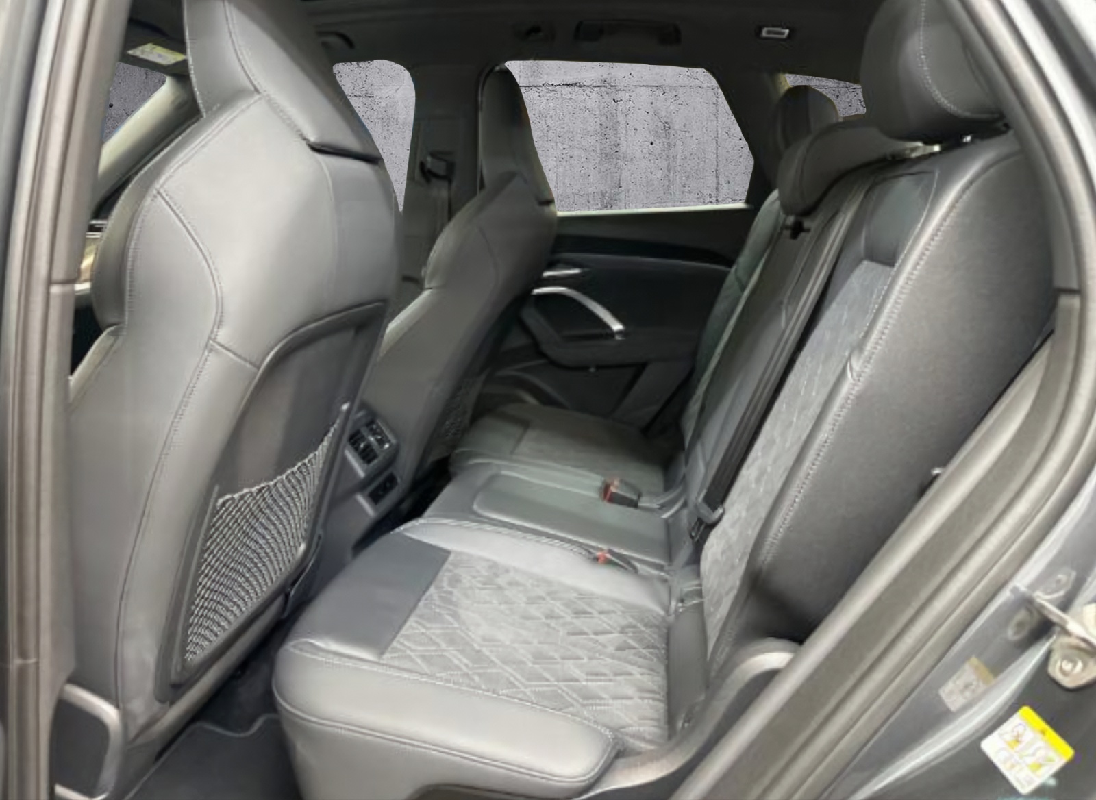 AUDI Q5 TFSI quattro S-Line 150 kW S-tronic *CH-FZG/ Gratisservice / Garantie*-image-10