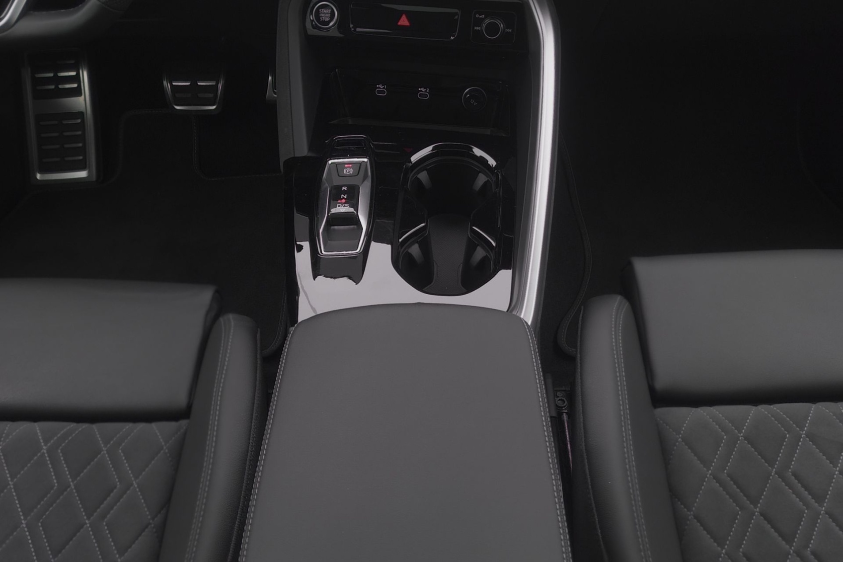 AUDI Q5 TFSI quattro S-Line 150 kW S-tronic *CH-FZG/ Gratisservice / Garantie*-image-8