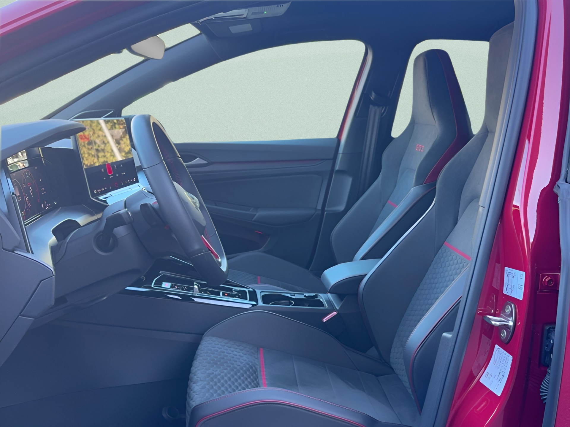 VW Golf 2.0 TSI GTI Clubsport DSG-image-9