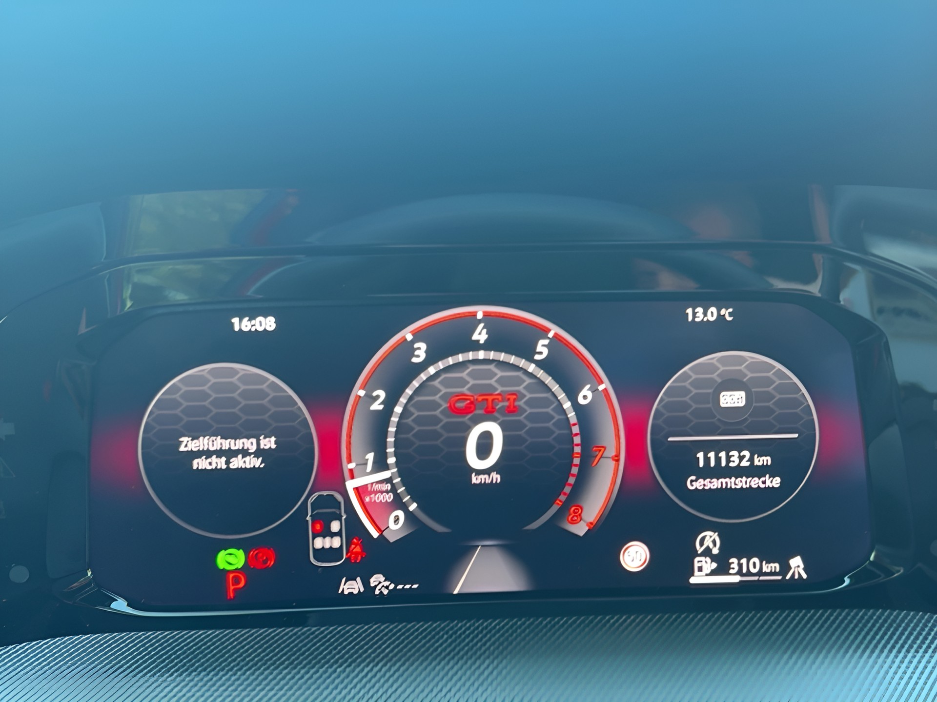 VW Golf 2.0 TSI GTI Clubsport DSG-image-16