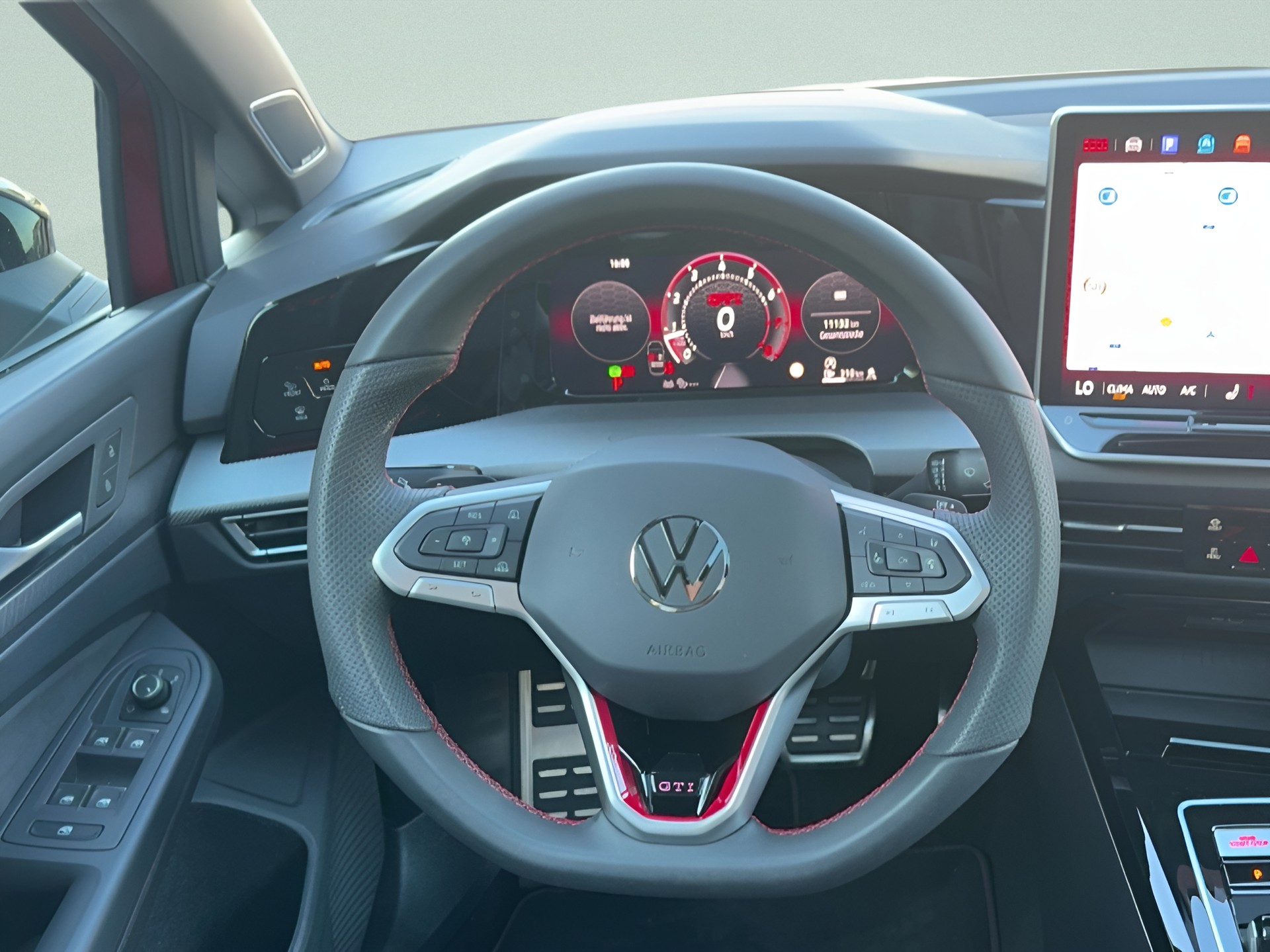 VW Golf 2.0 TSI GTI Clubsport DSG-image-15