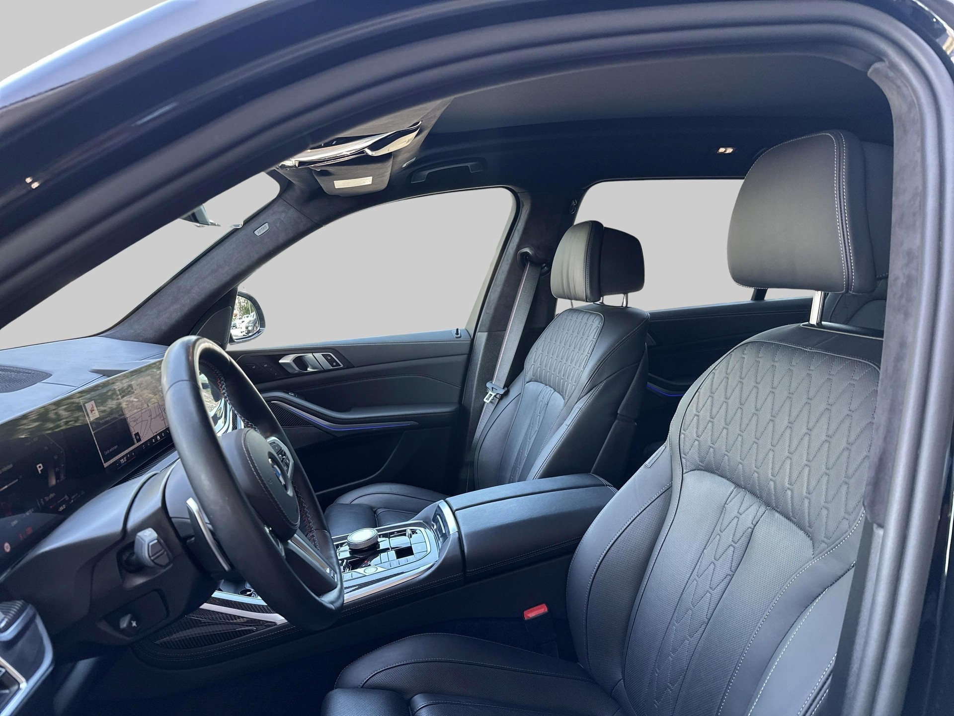 BMW X7 xDrive M60i M Sport Pro-image-24