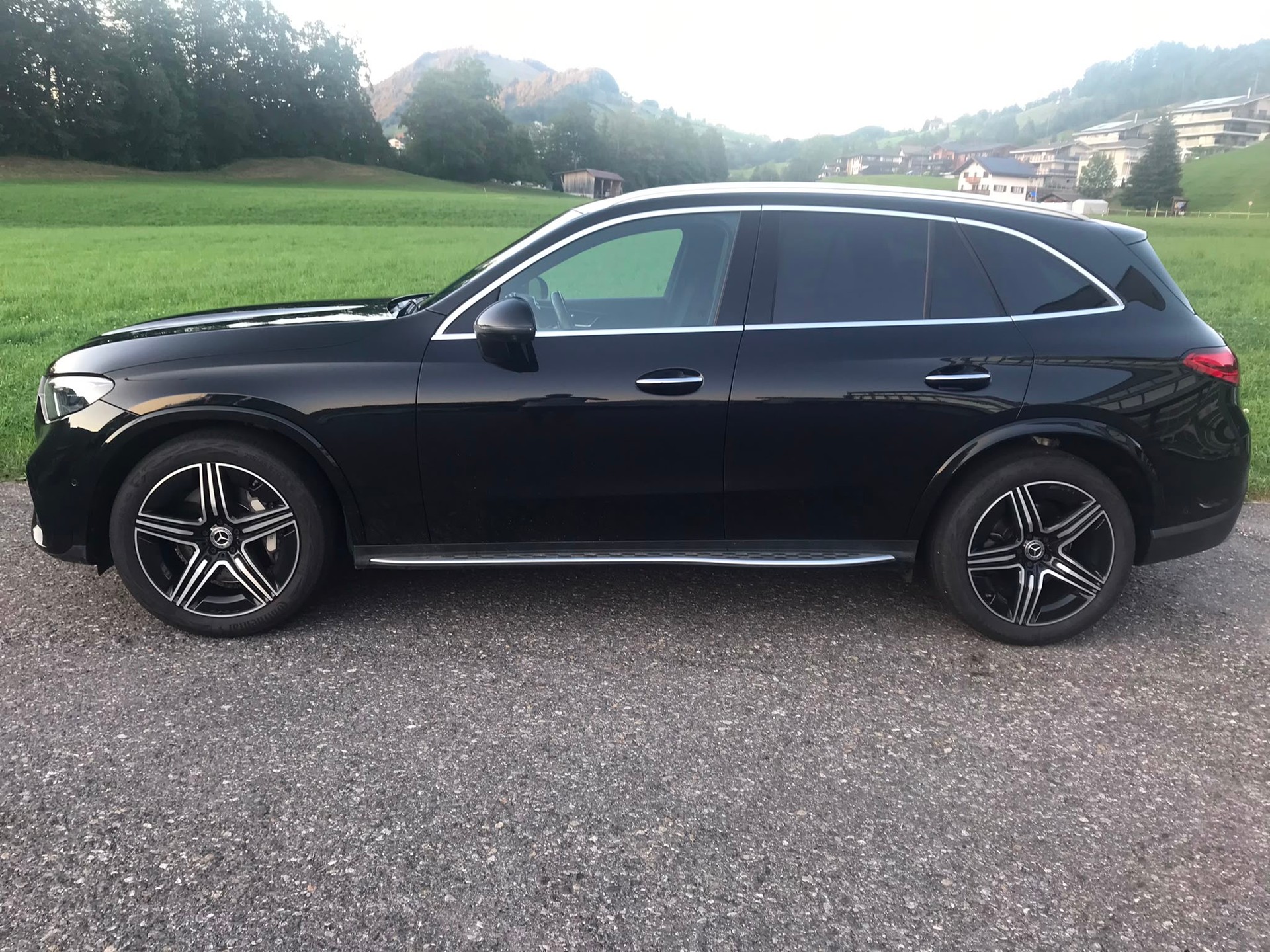 MERCEDES-BENZ GLC 220 d 4Matic 9G-Tronic AMG-Line-image-0