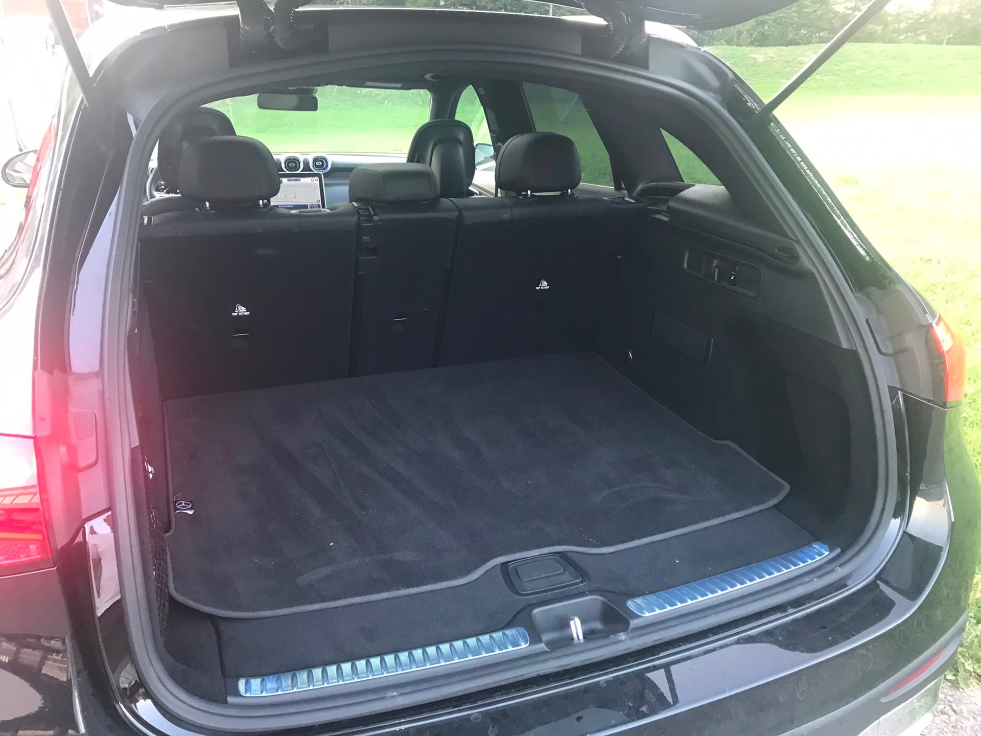 MERCEDES-BENZ GLC 220 d 4Matic 9G-Tronic AMG-Line-image-11