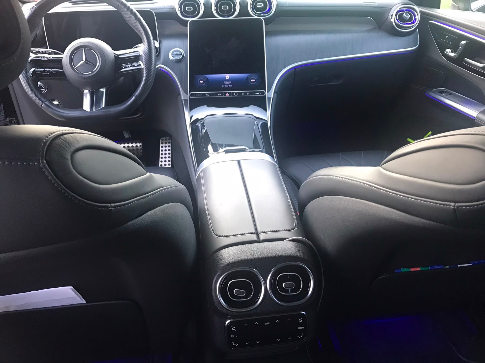 MERCEDES-BENZ GLC 220 d 4Matic 9G-Tronic AMG-Line-image-6