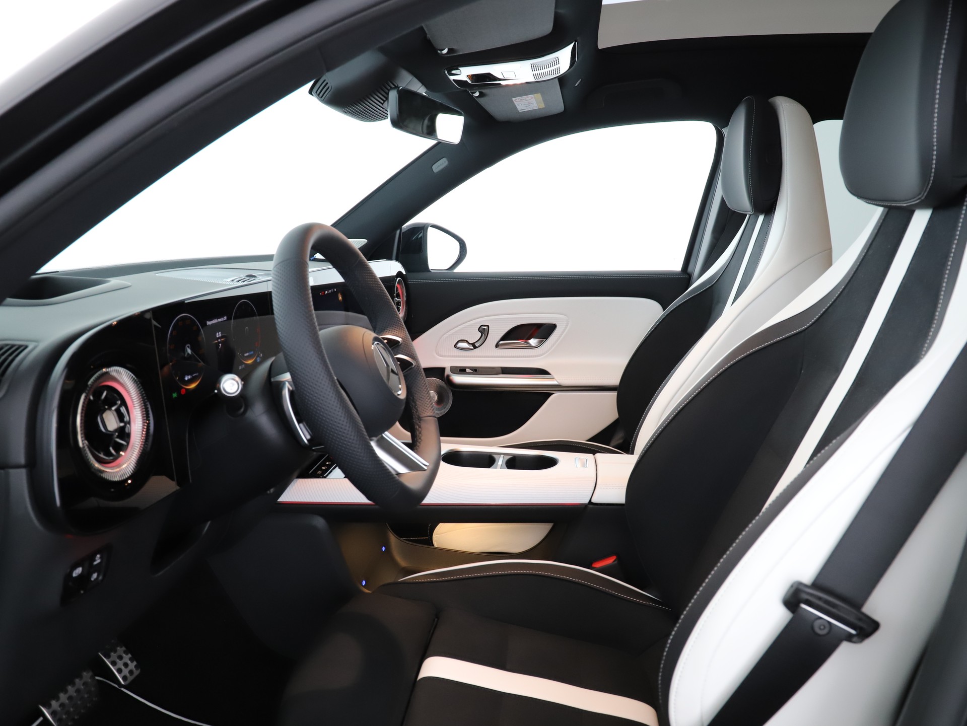 MERCEDES-BENZ GLB 220 4Matic 8G-Tronic-image-9