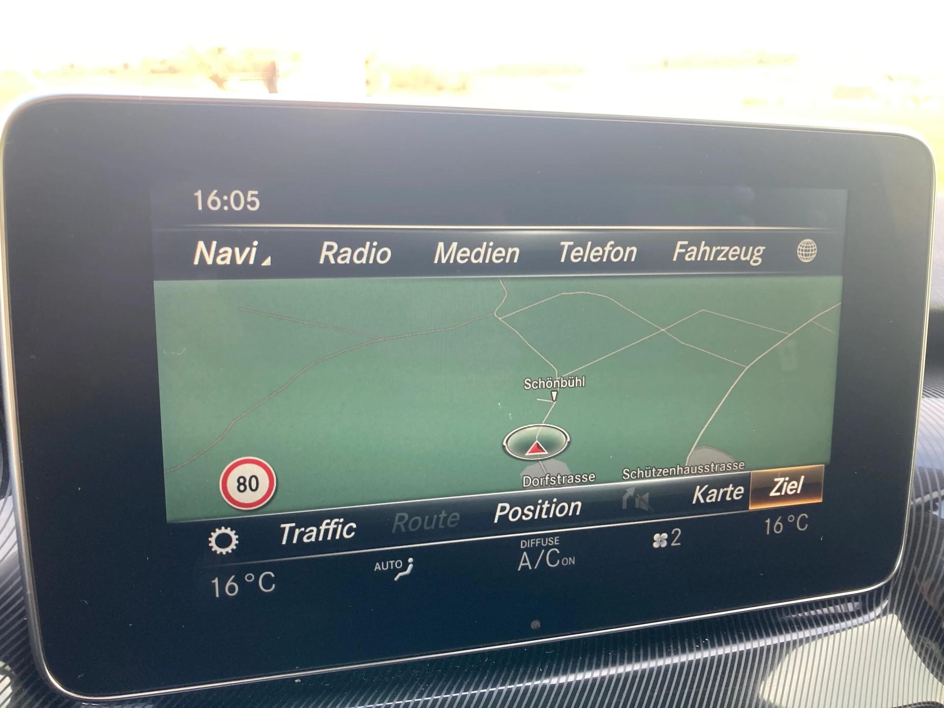 MERCEDES-BENZ V 220 d lang 9G-Tronic-image-10