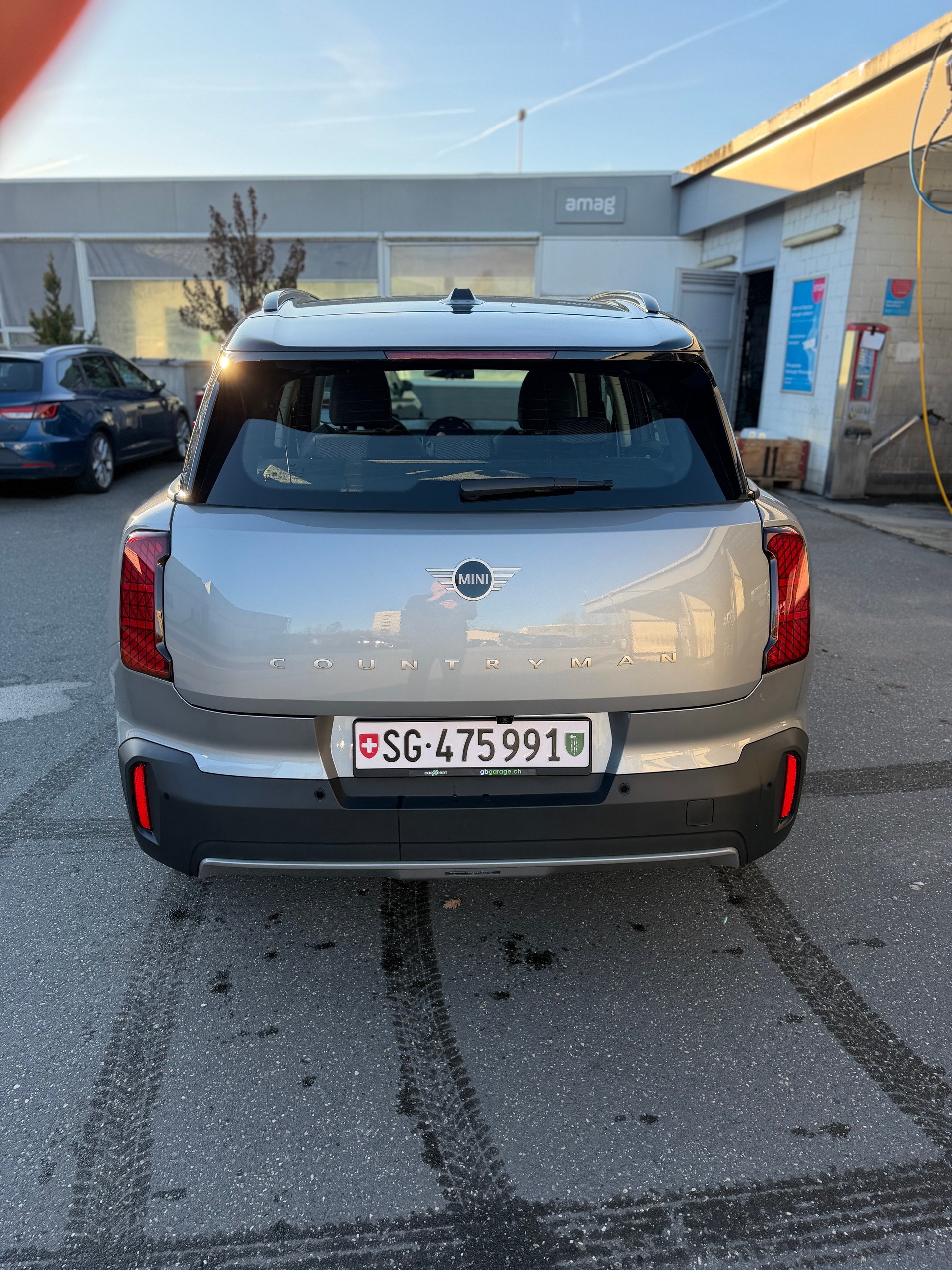 MINI COUNTRYMAN-image-2