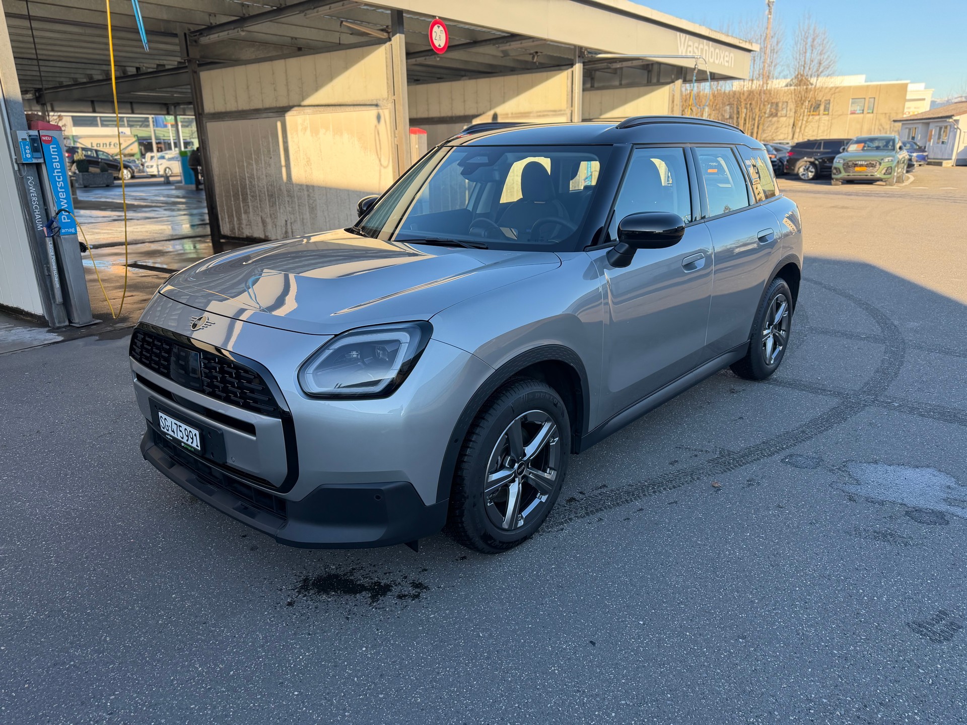 MINI COUNTRYMAN-image-3