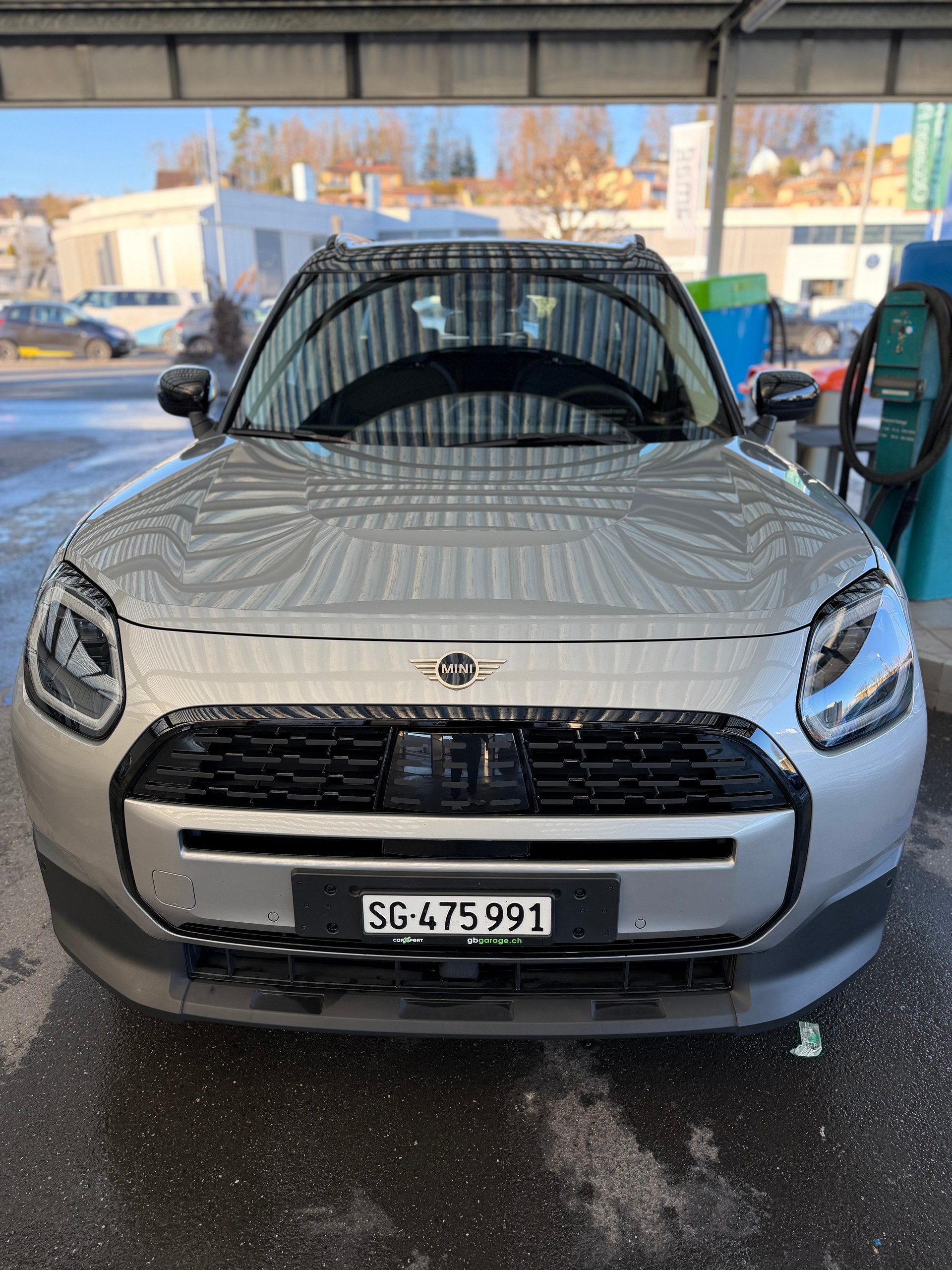 MINI COUNTRYMAN-image-0