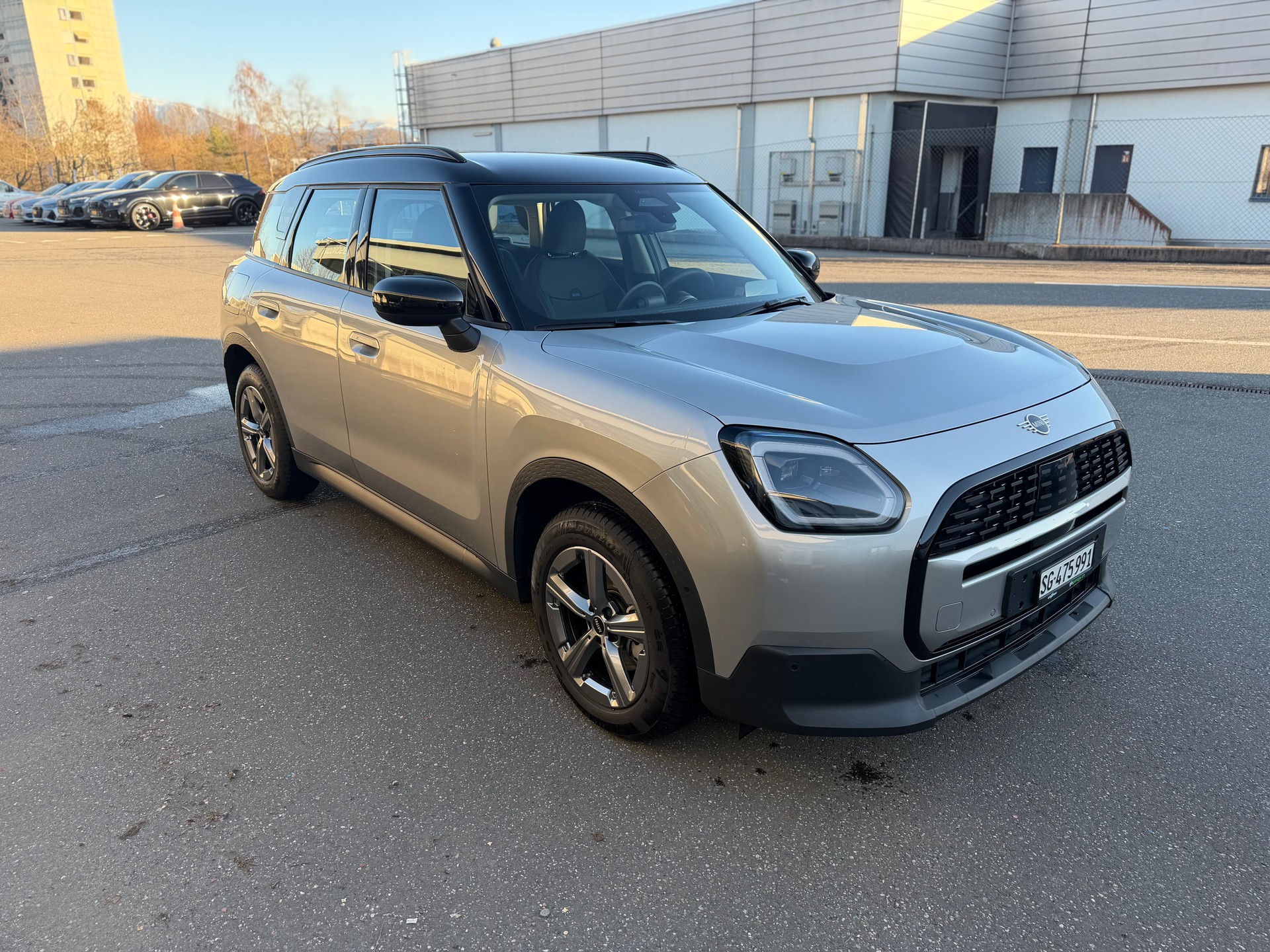 MINI COUNTRYMAN-image-5