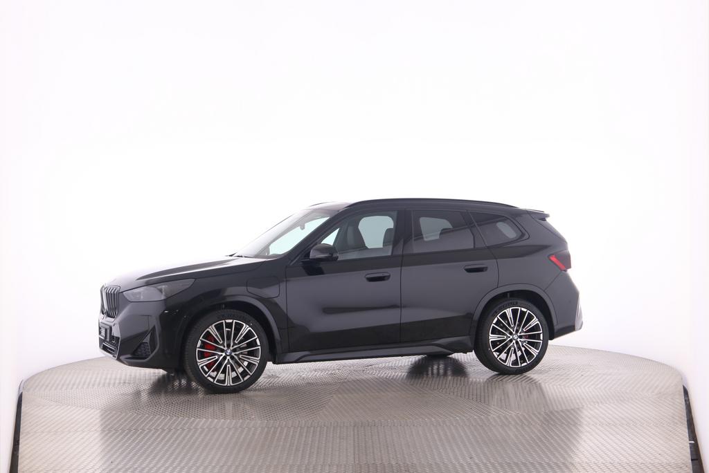 BMW X1 30e xDrive-image-10
